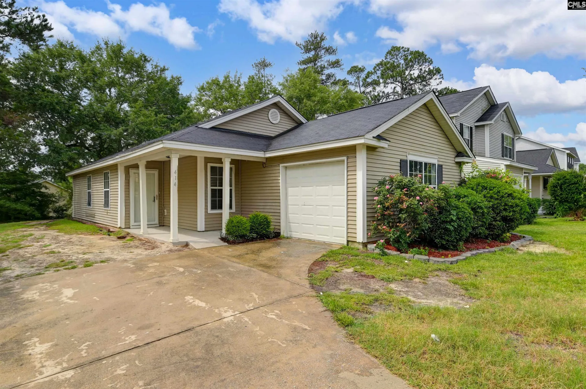 414 Fountain Lake