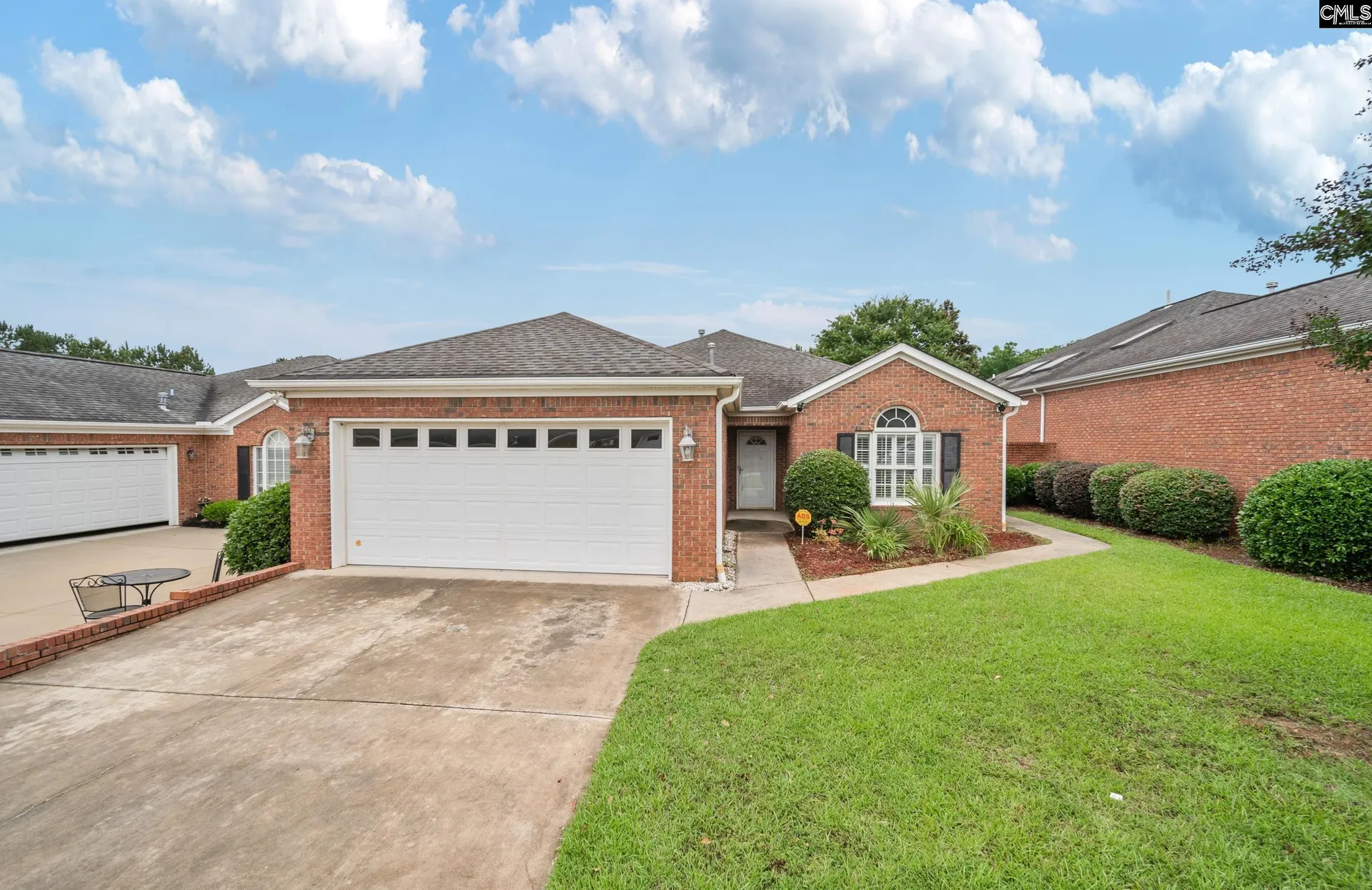 102 Sebring Dr