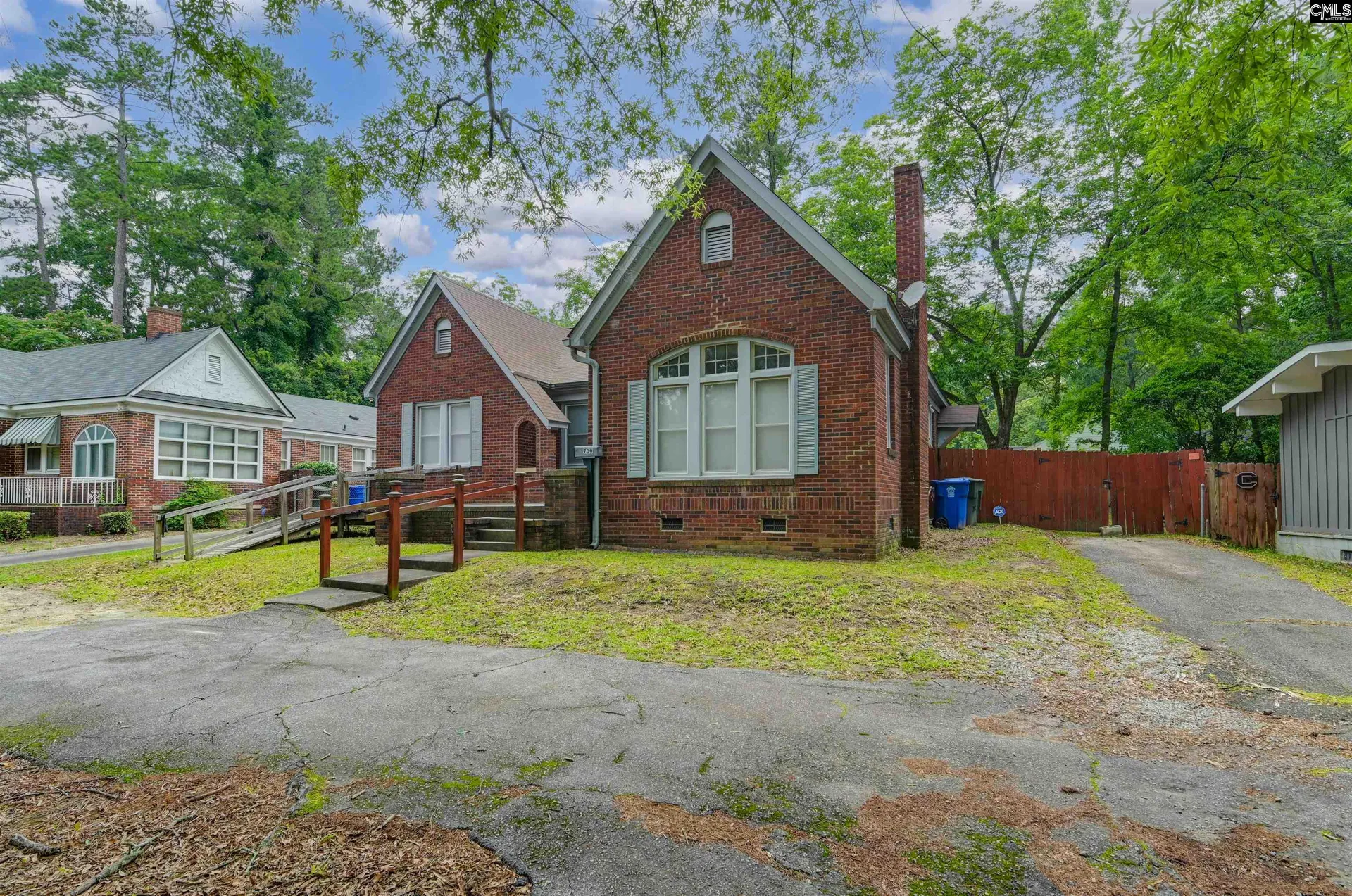 Property image 2 at 709 Sunset Drive, Columbia, SC 29203