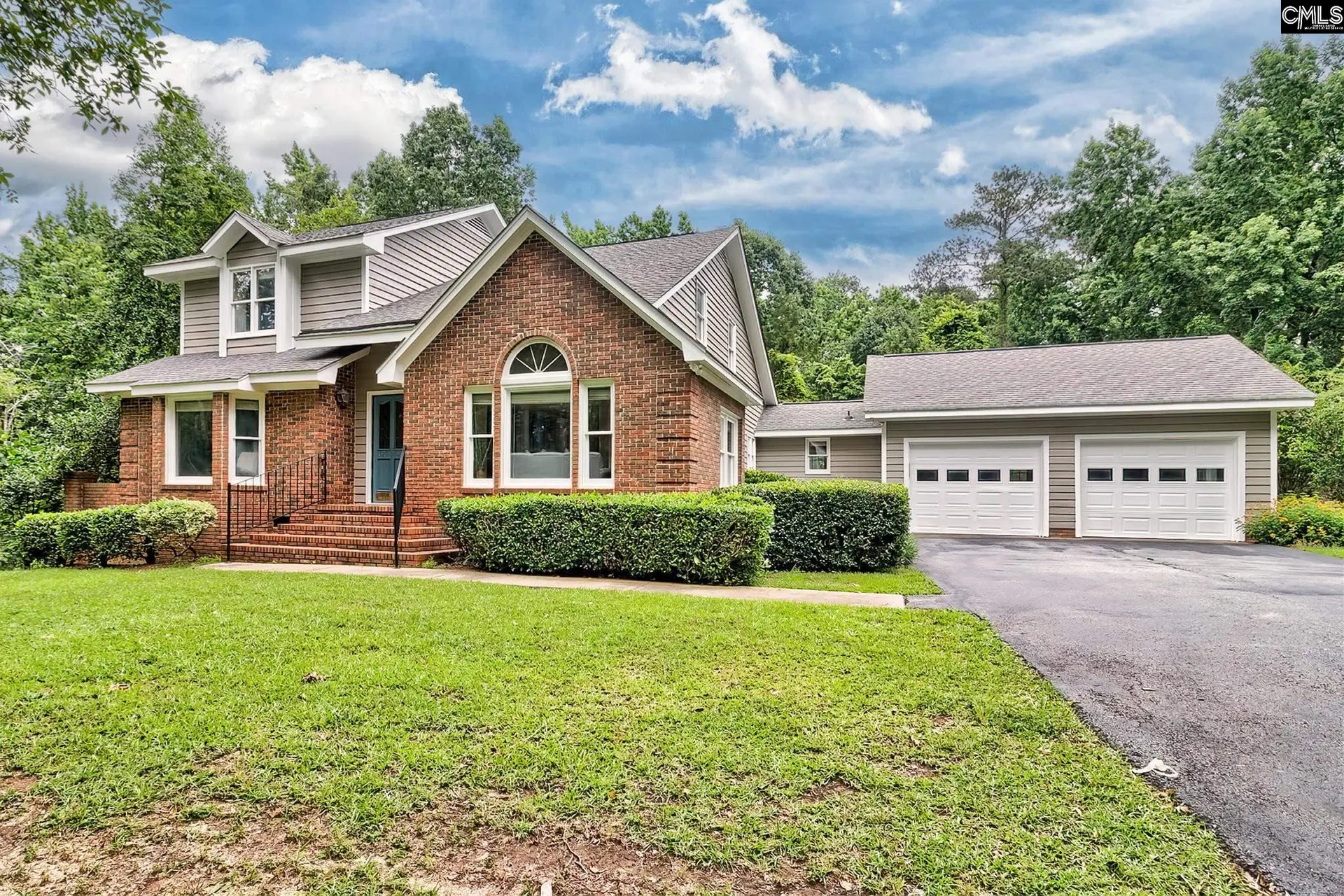 Woodbridge Crossing, Lexington Community