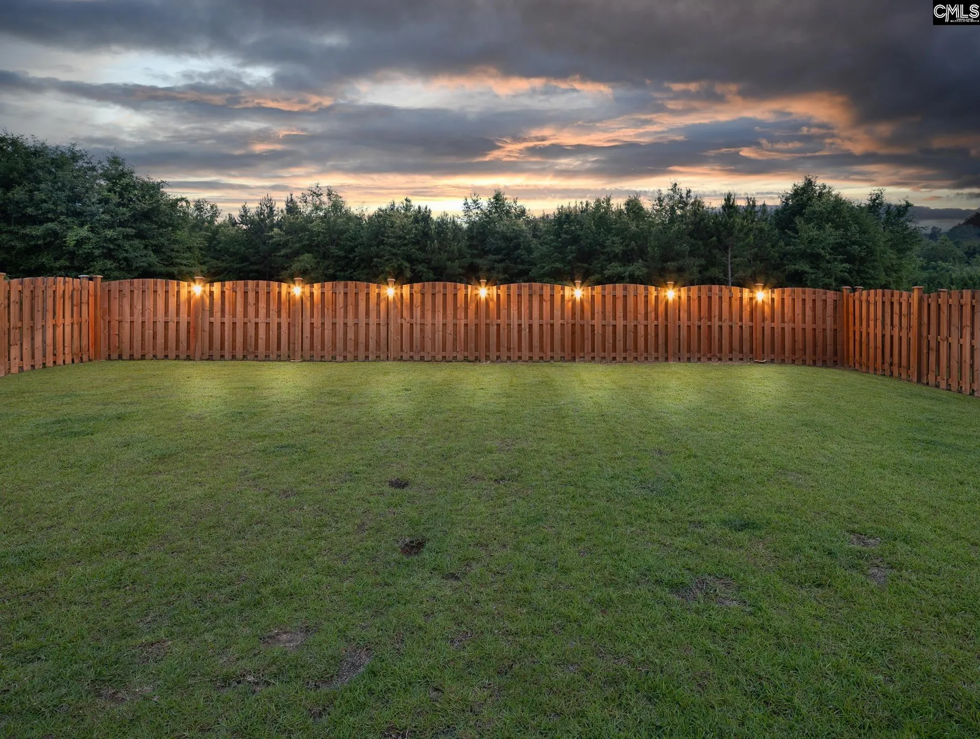 Savannah Woods, Hopkins Community