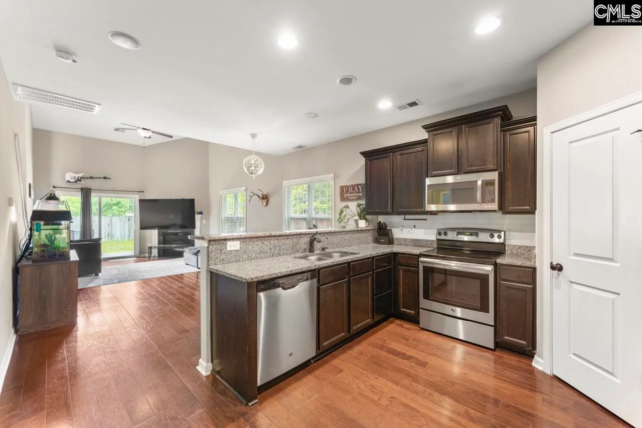 Property image 4 at 300 Brookland Way, West Columbia, SC 29169