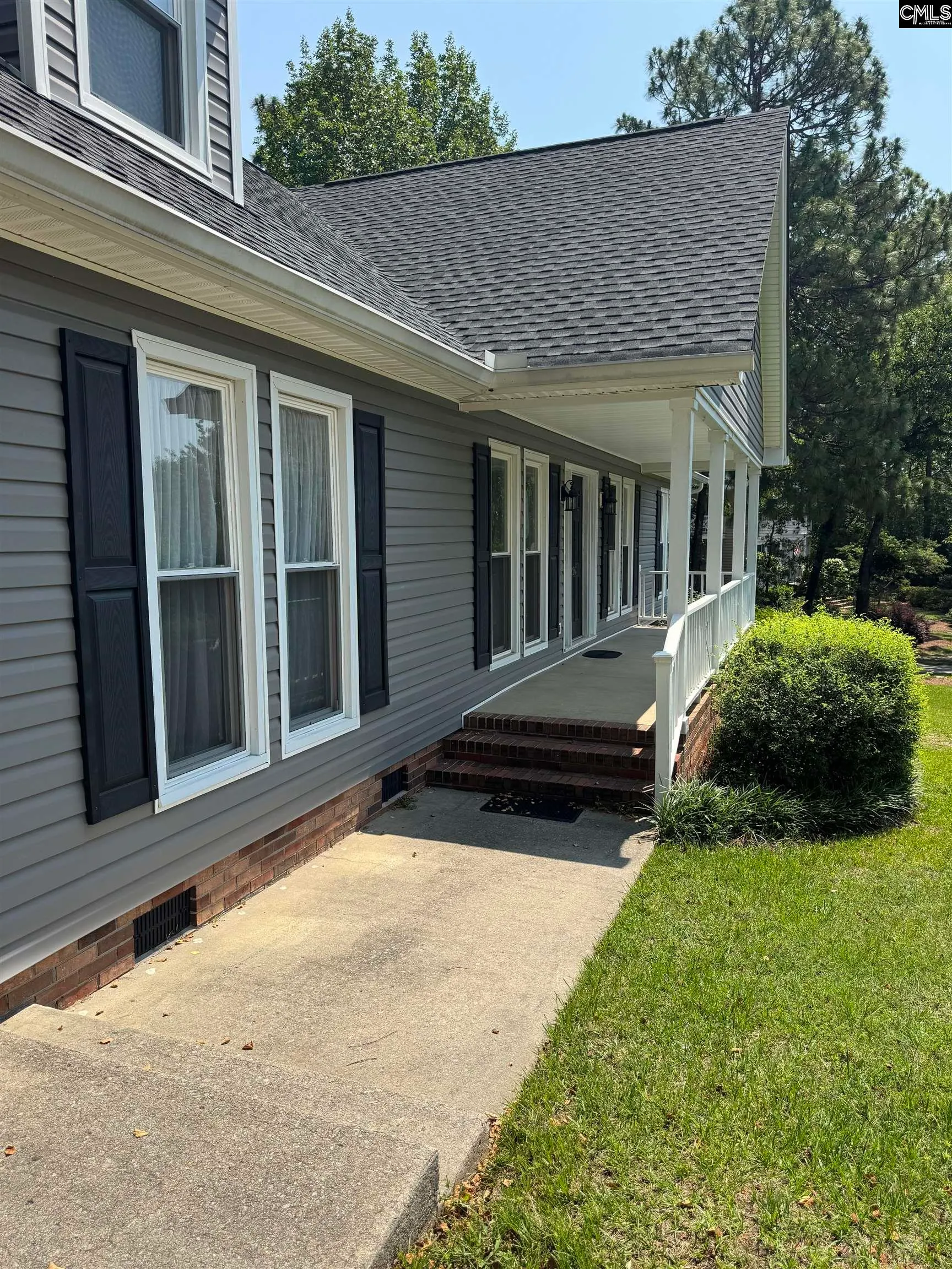Property image 2 at 226 Tamwood Circle, Cayce, SC 29033