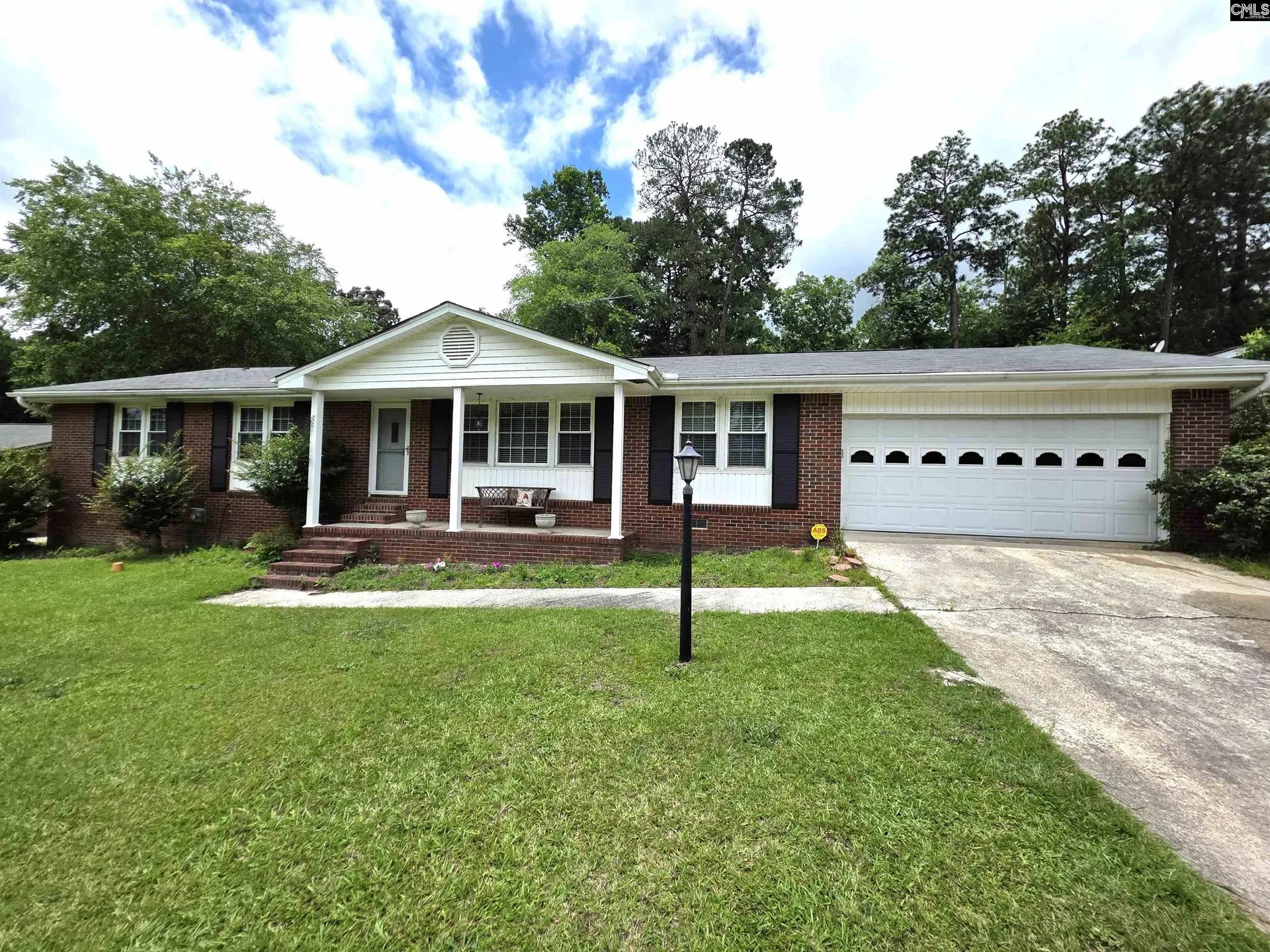 804 Dogwood Street