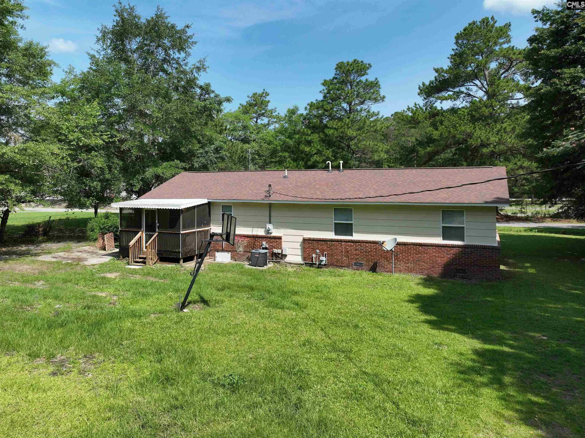 Property image 4 at 5828 Old Leesburg Road, Hopkins, SC 29061