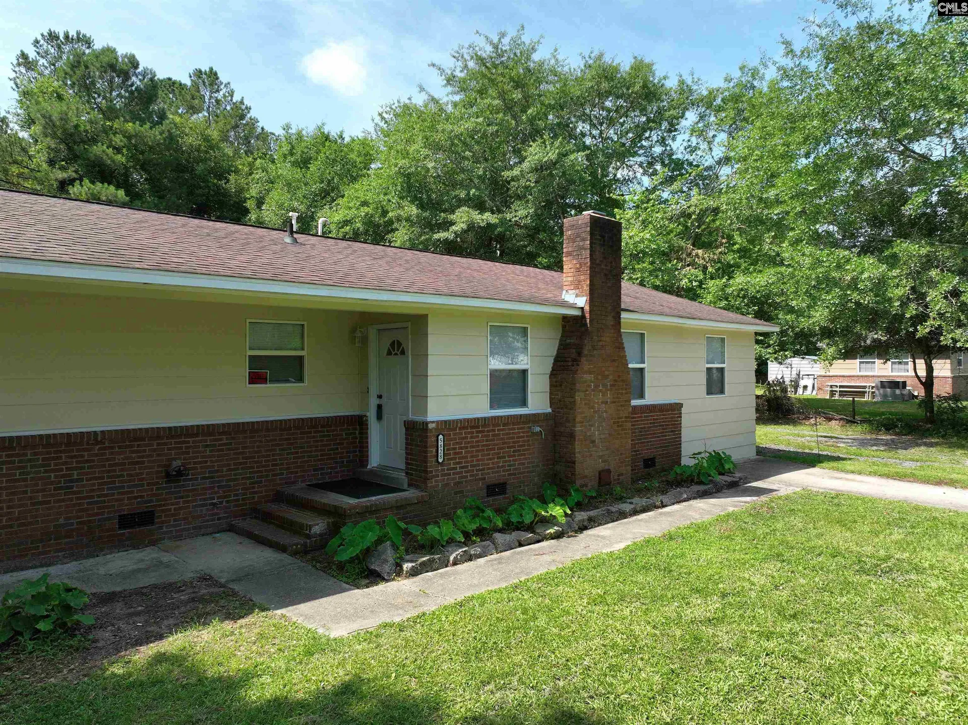 Property image 5 at 5828 Old Leesburg Road, Hopkins, SC 29061