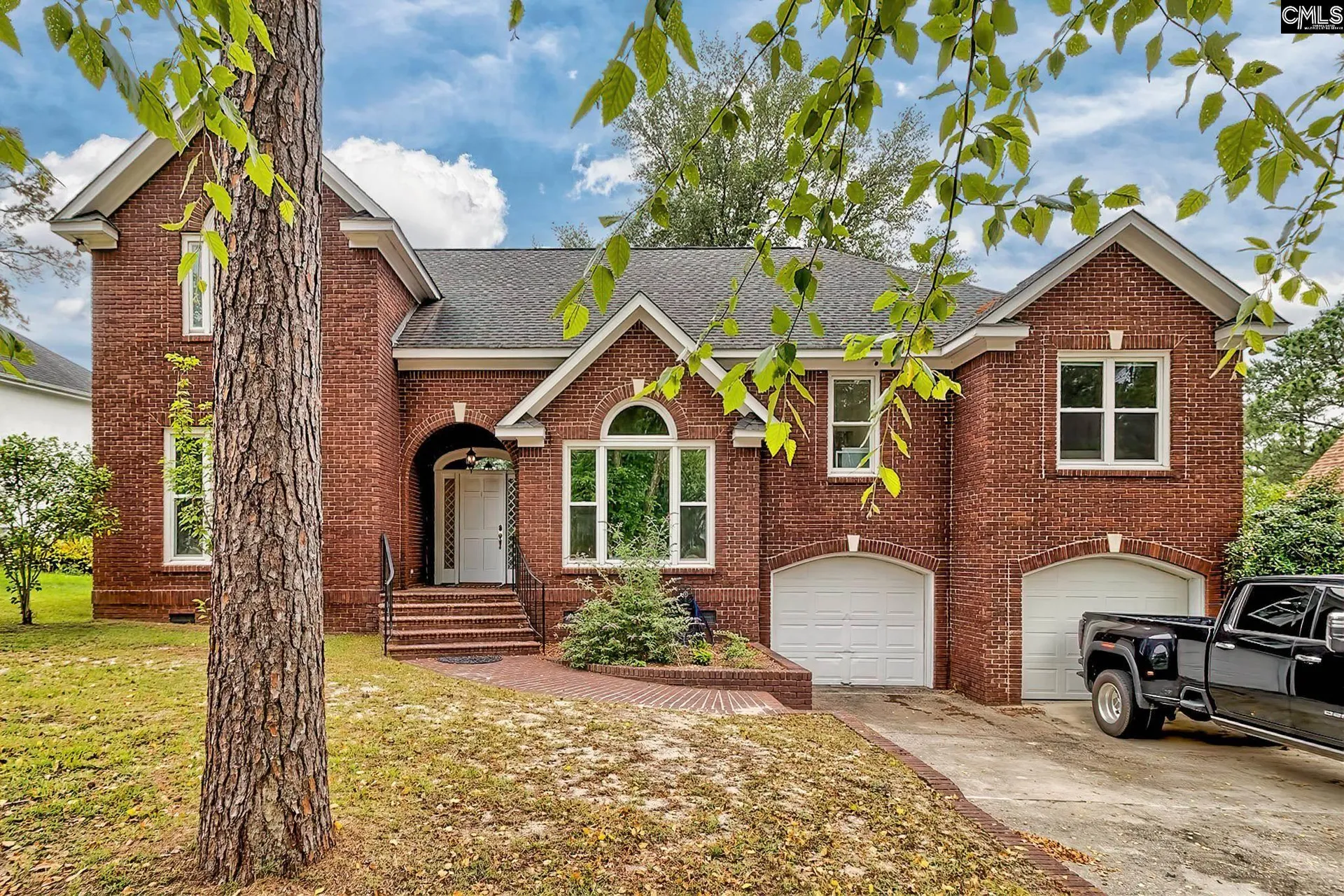 Woodlands, Columbia Community