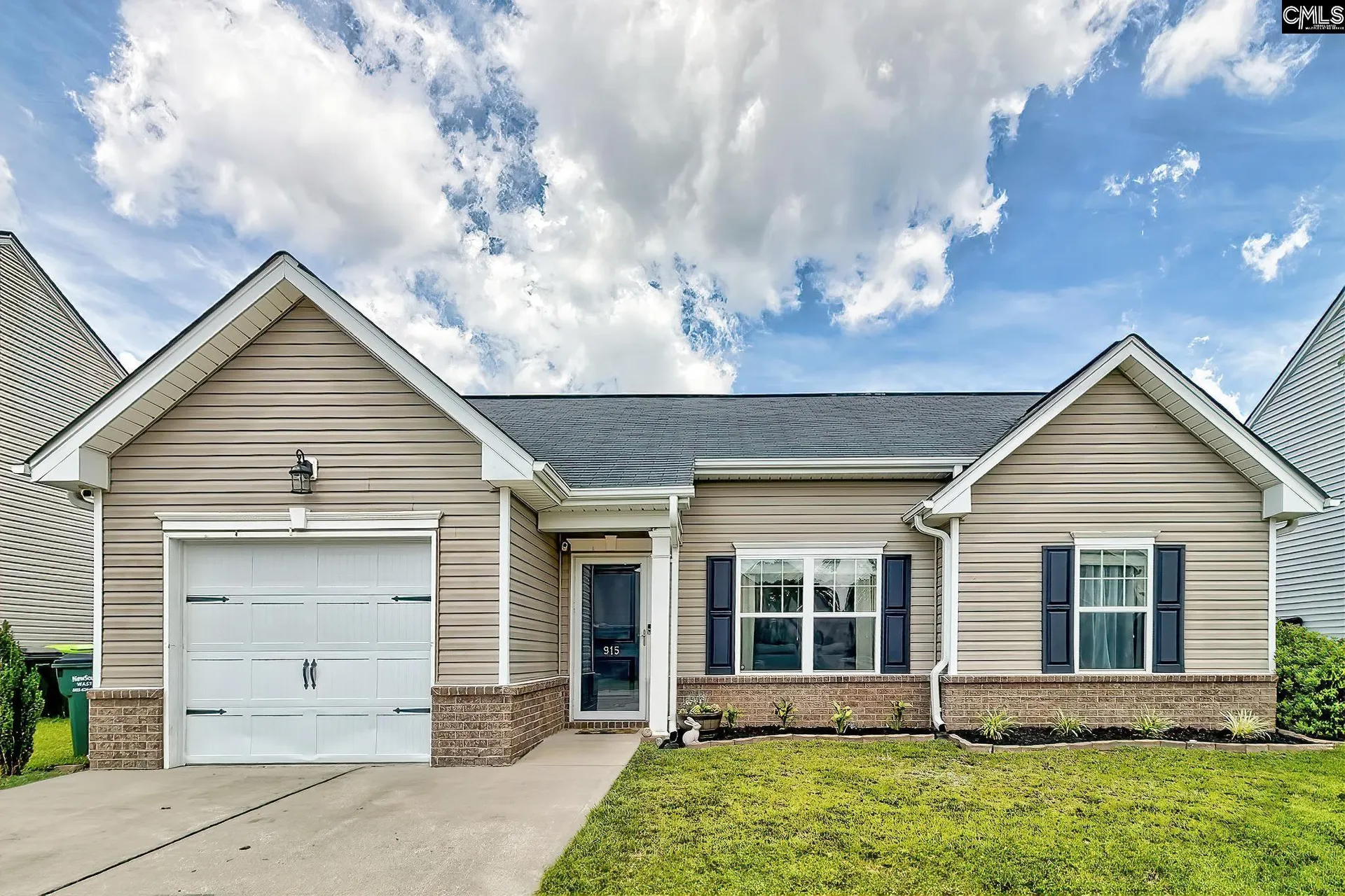 915 Dovefield Lane