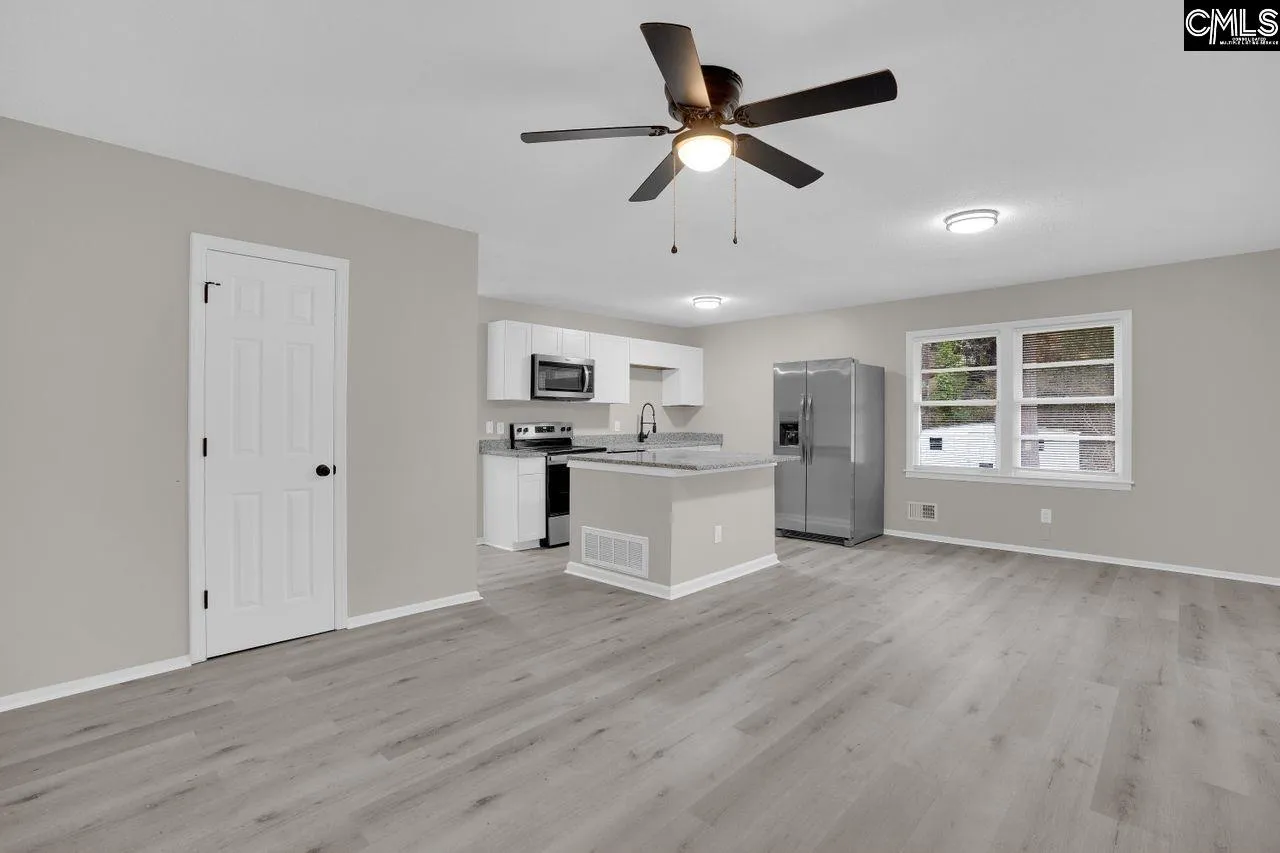 112 Woodcrest Drive