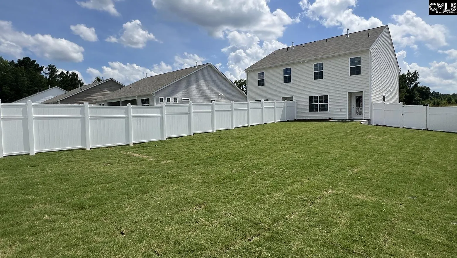 Property image 2 at 126b Willow Creek Boulevard, Lugoff, SC 29078