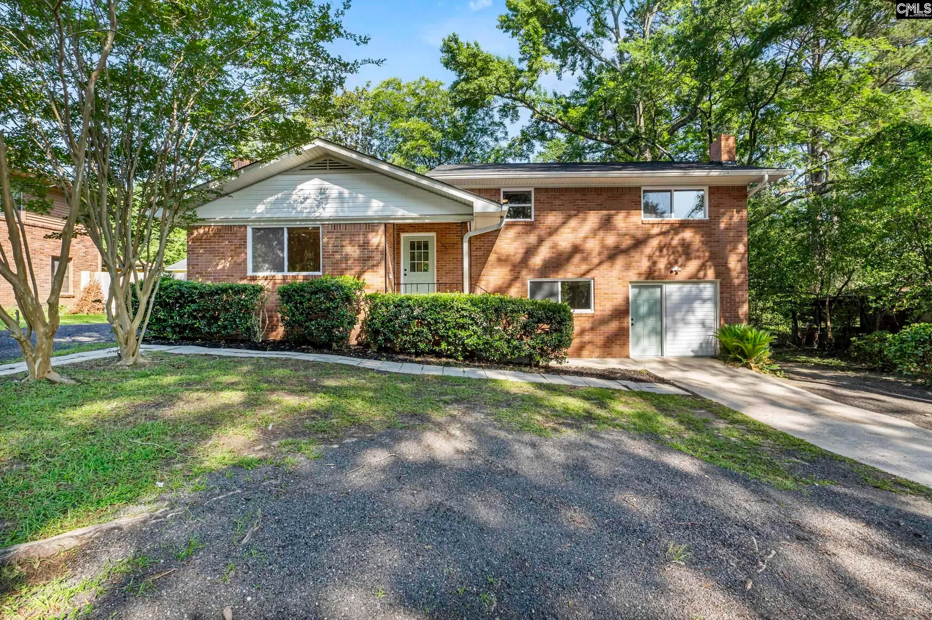 Dogwood Estates, Columbia Community