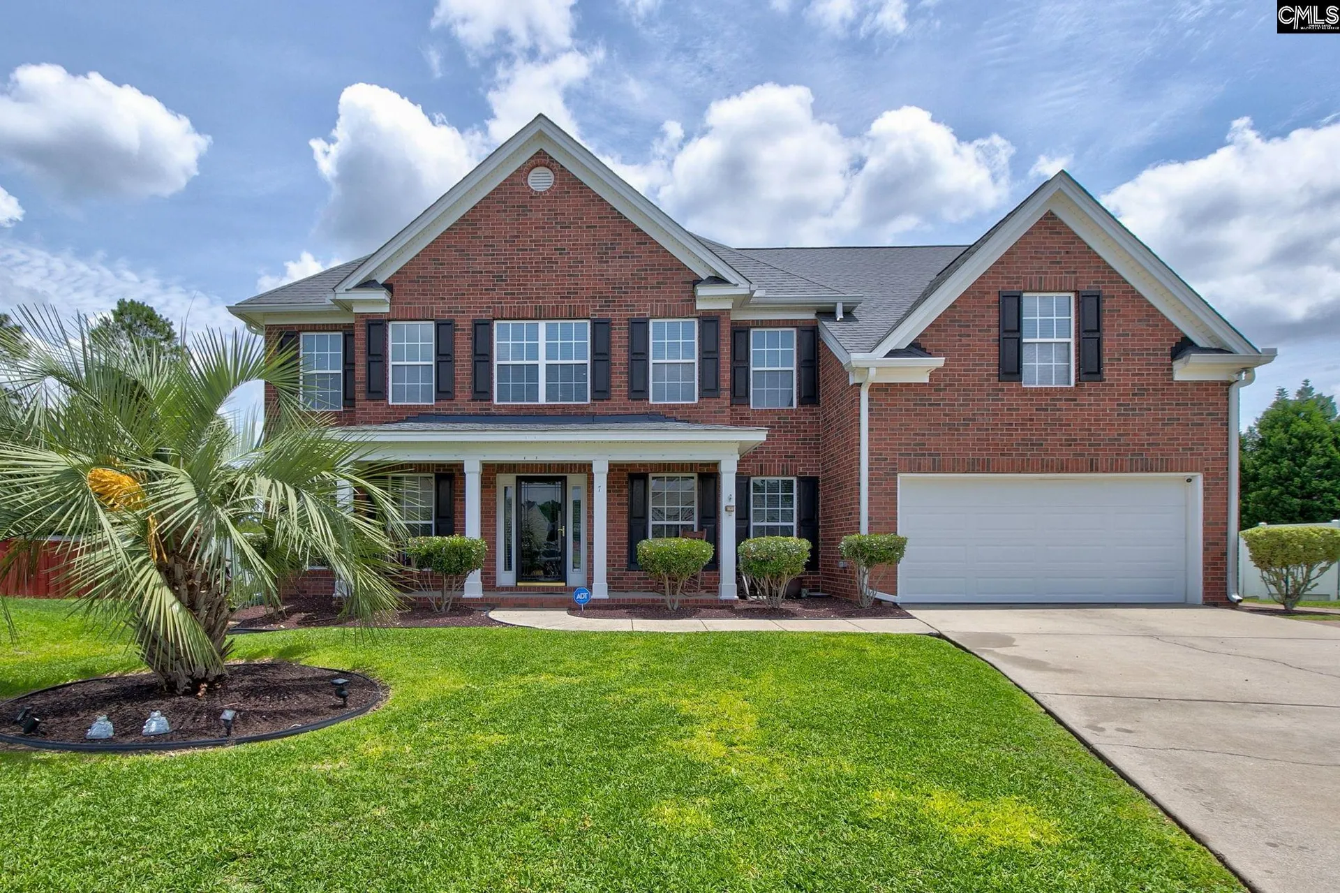 Palmetto Place, Columbia Community