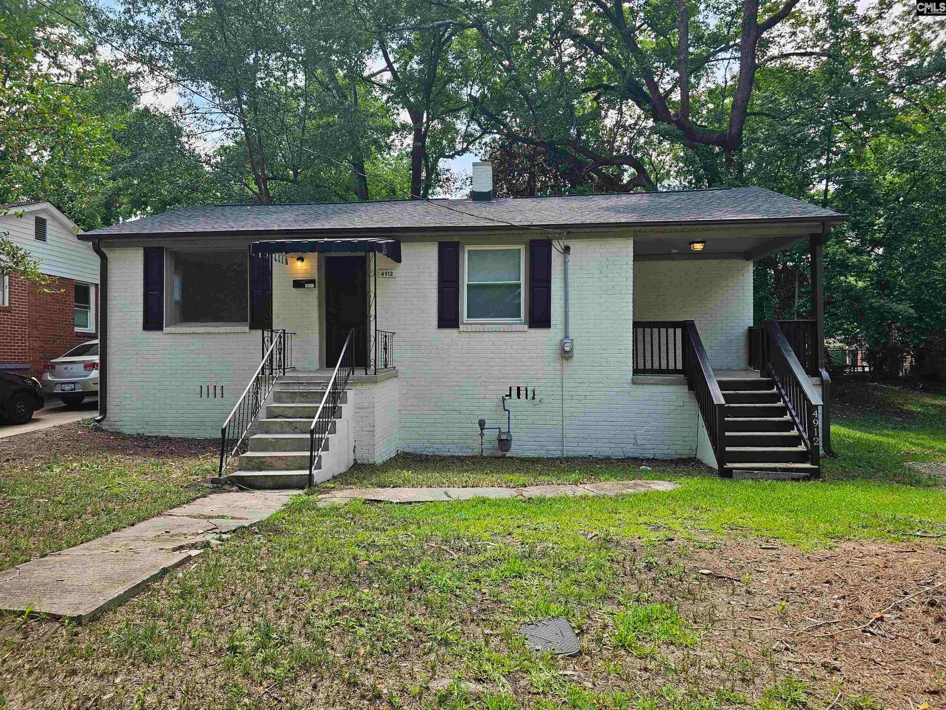 Golden Acres, Columbia Community