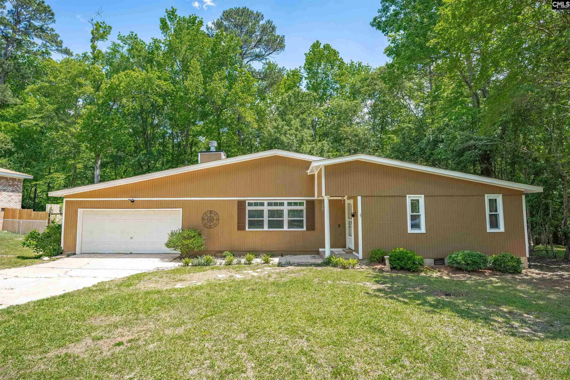 104 Horseshoe Trail