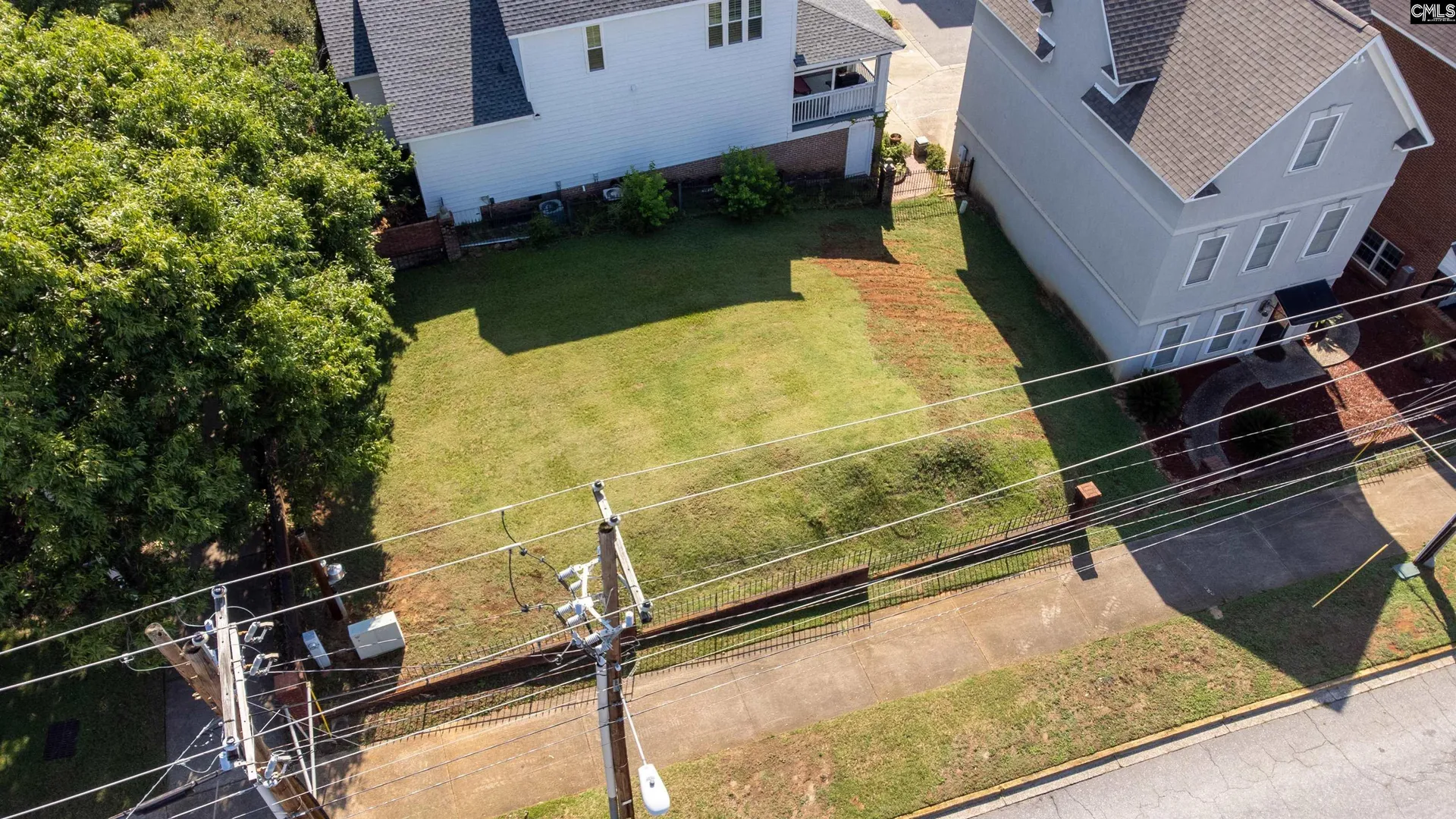 800 Laurel Street