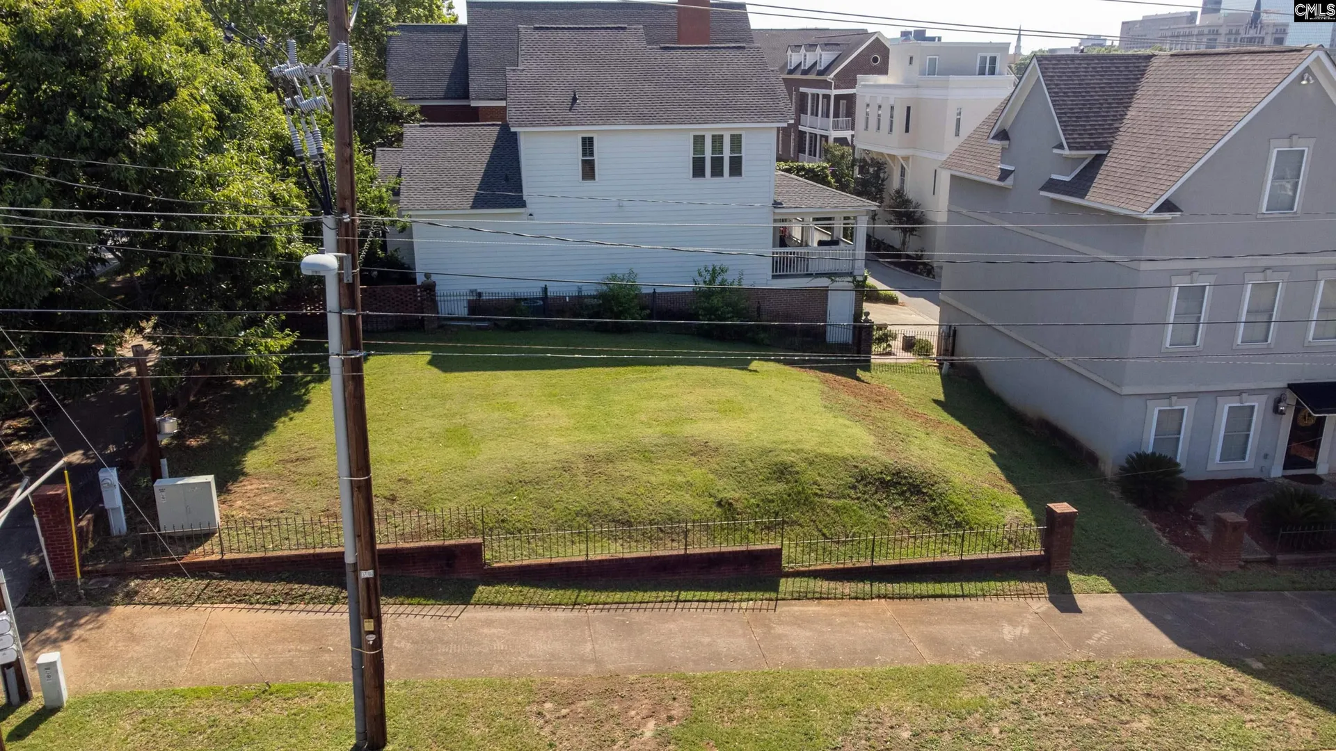 Property image 2 at 800 Laurel Street, Columbia, SC 29201