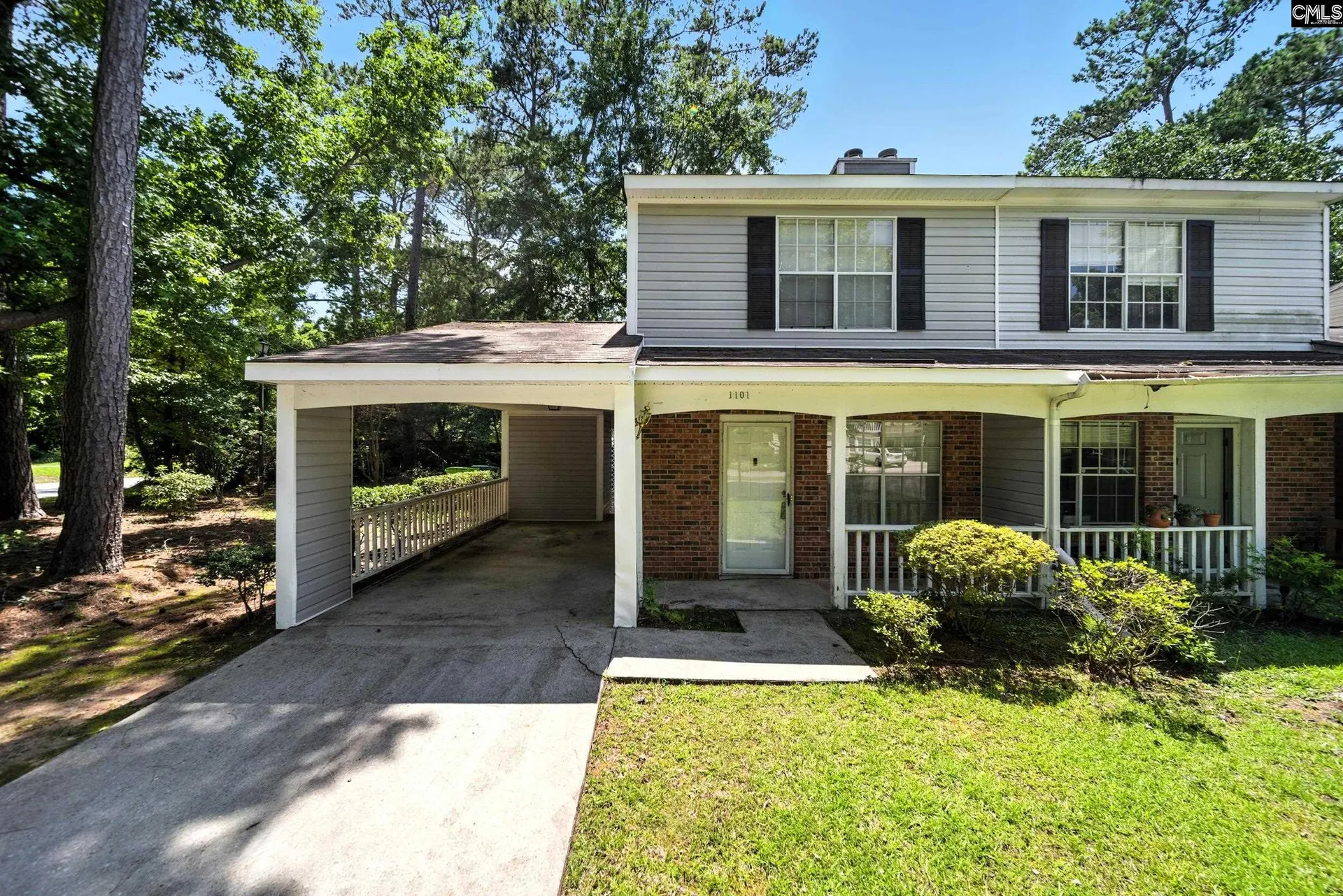 1101 Cloister Place