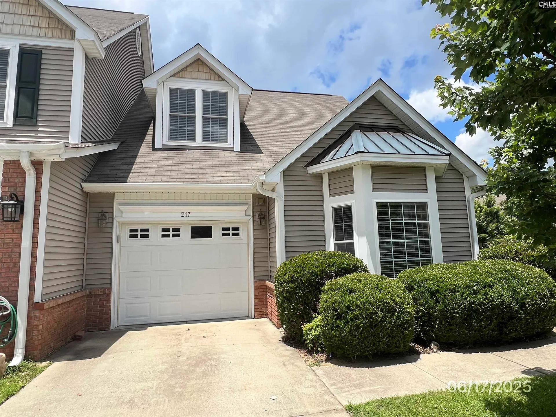 Property image 2 at 217 Summit Square, Columbia, SC 29229
