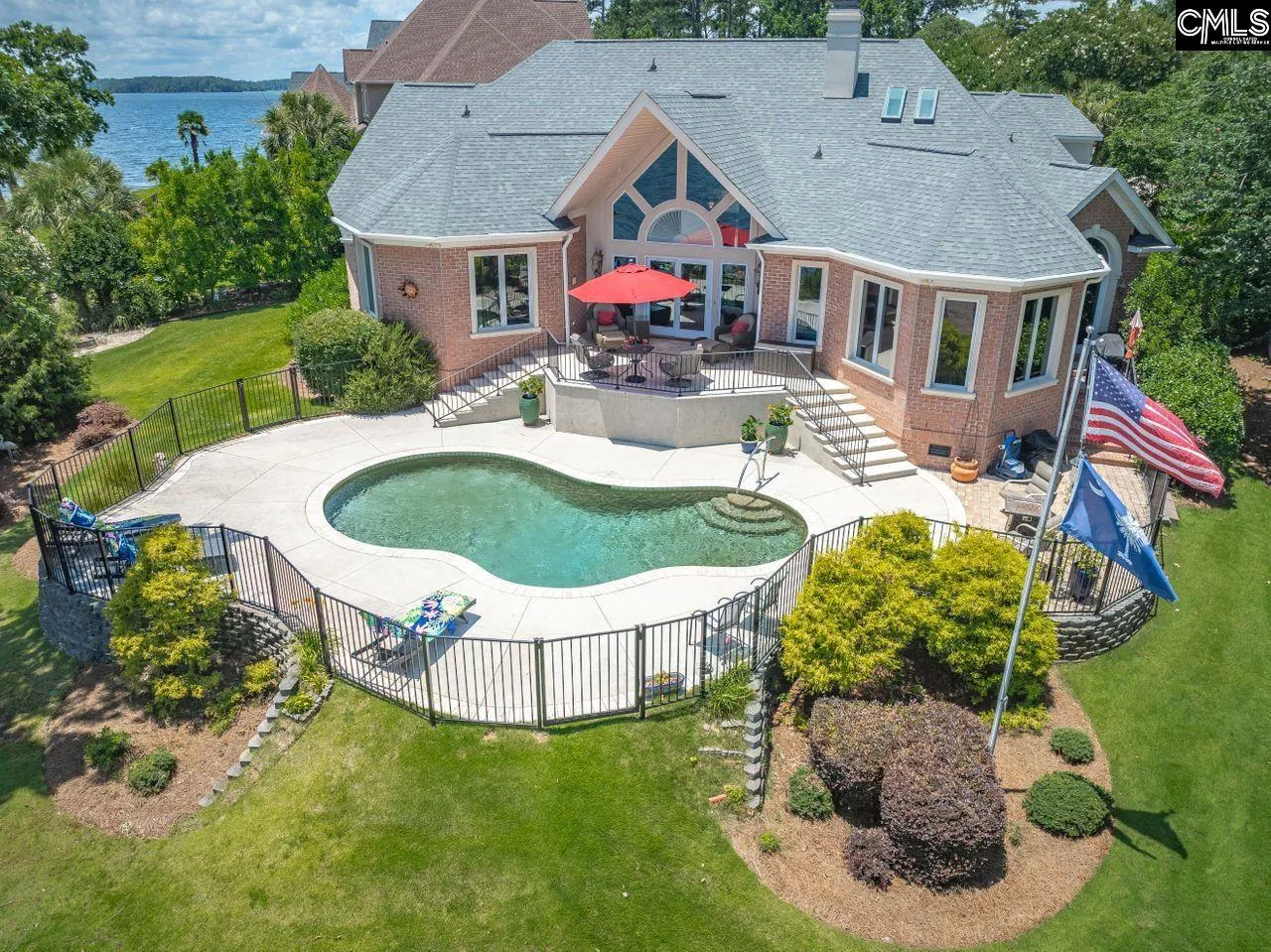 453 Lake Estate Drive