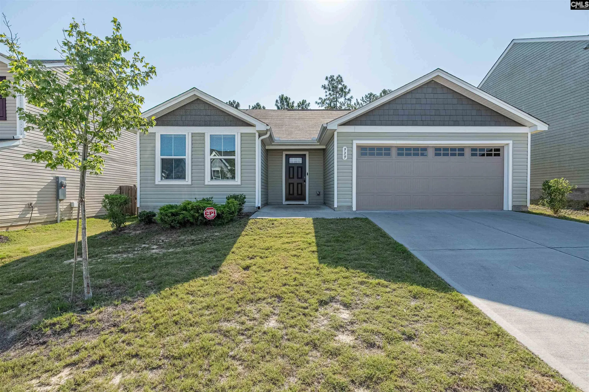 Ridgeview, Lexington Community
