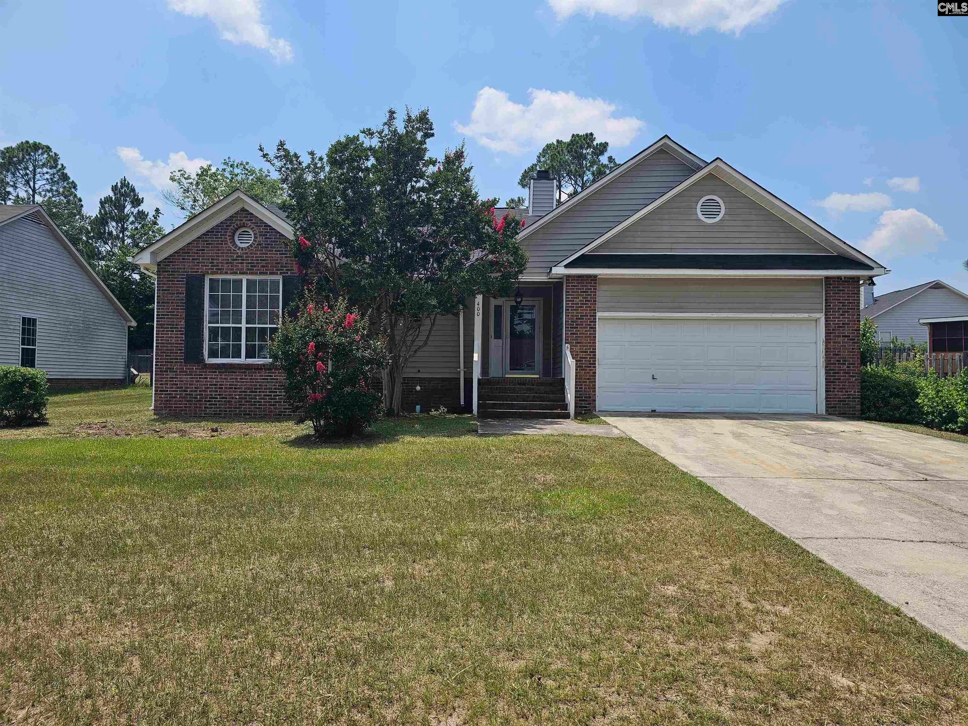 Whitehurst, Columbia Community