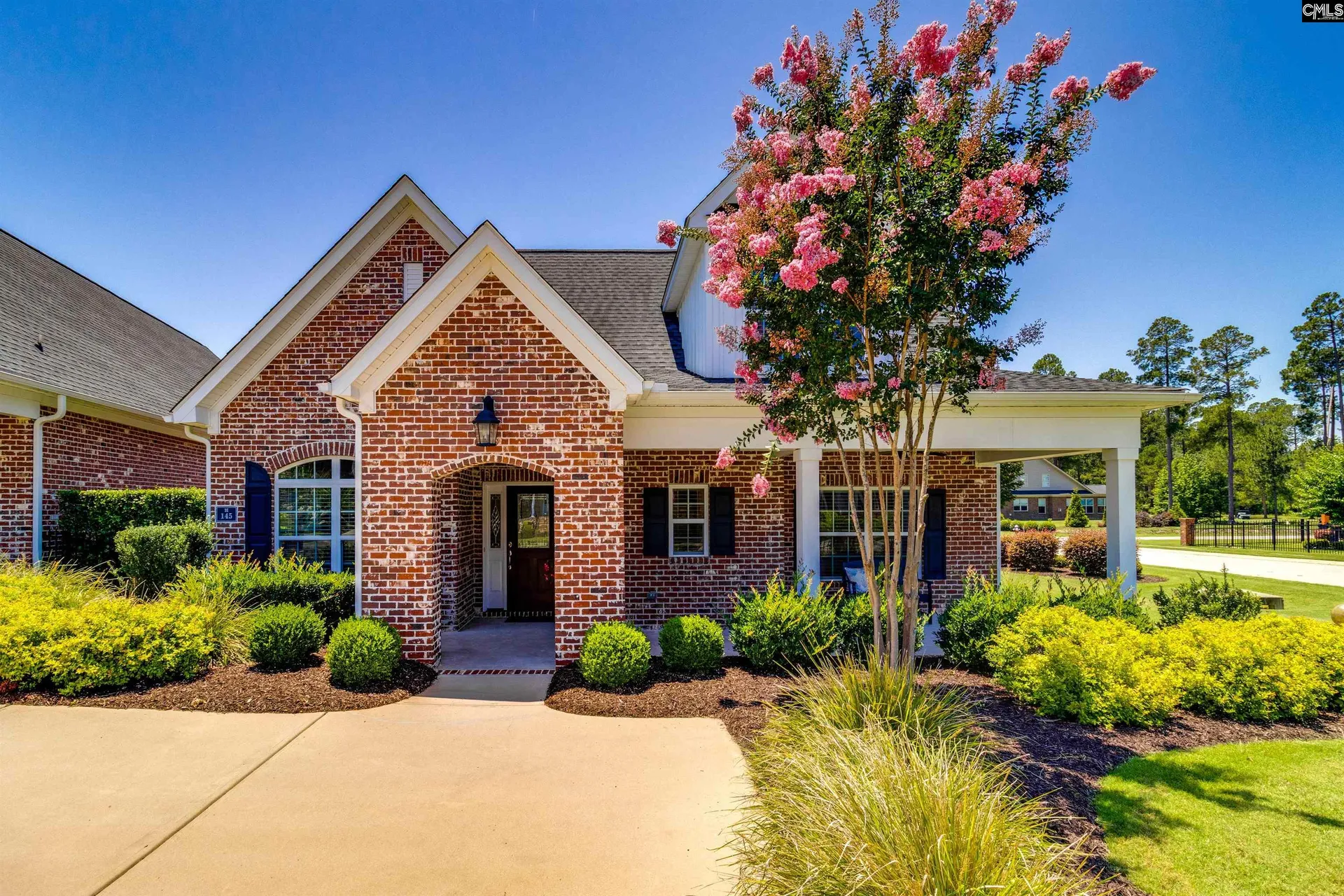Clubridge At Woodcreek Farms, Elgin Community