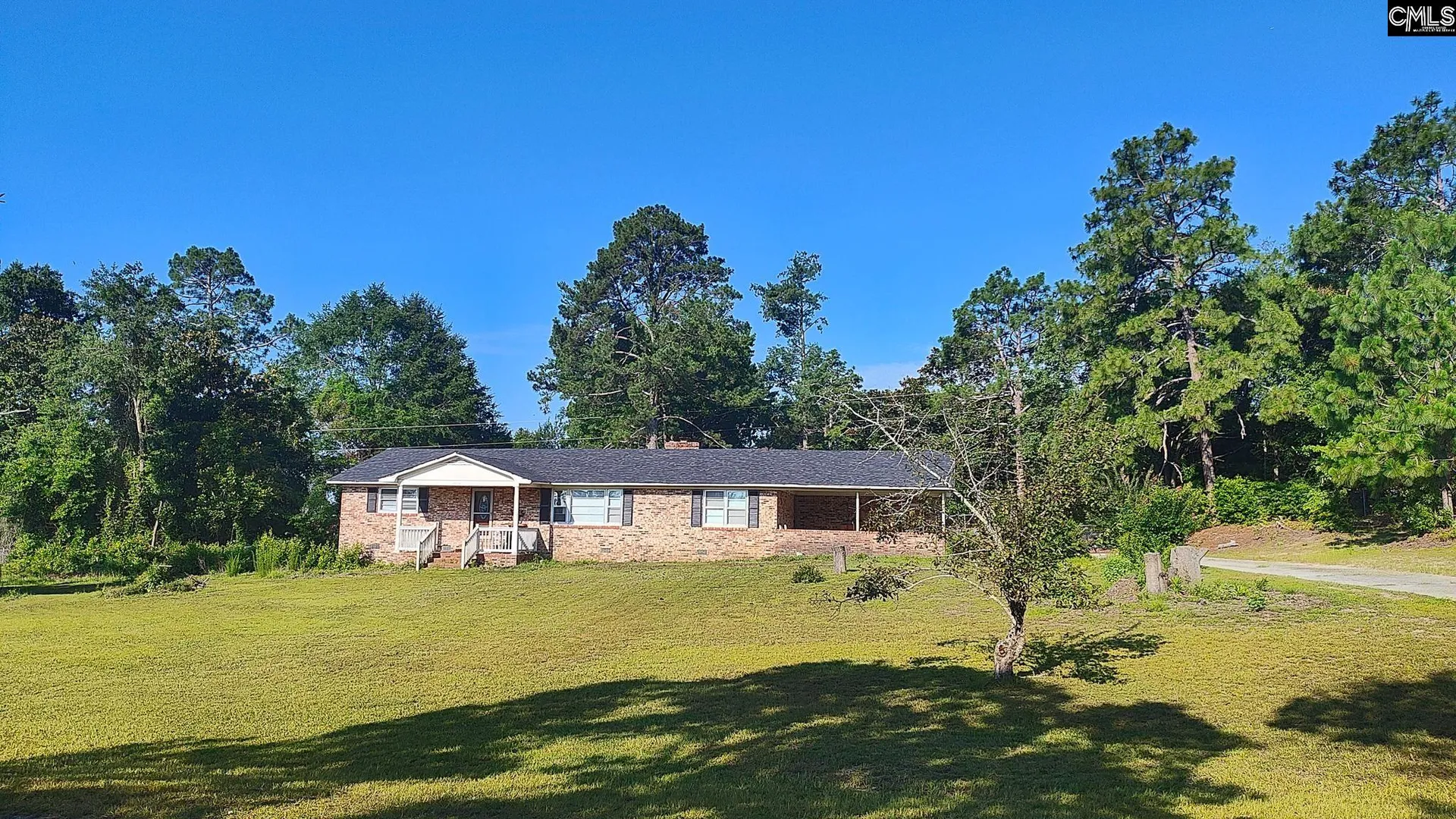 Property image 2 at 575 Beverly Hills Road, Camden, SC 29020