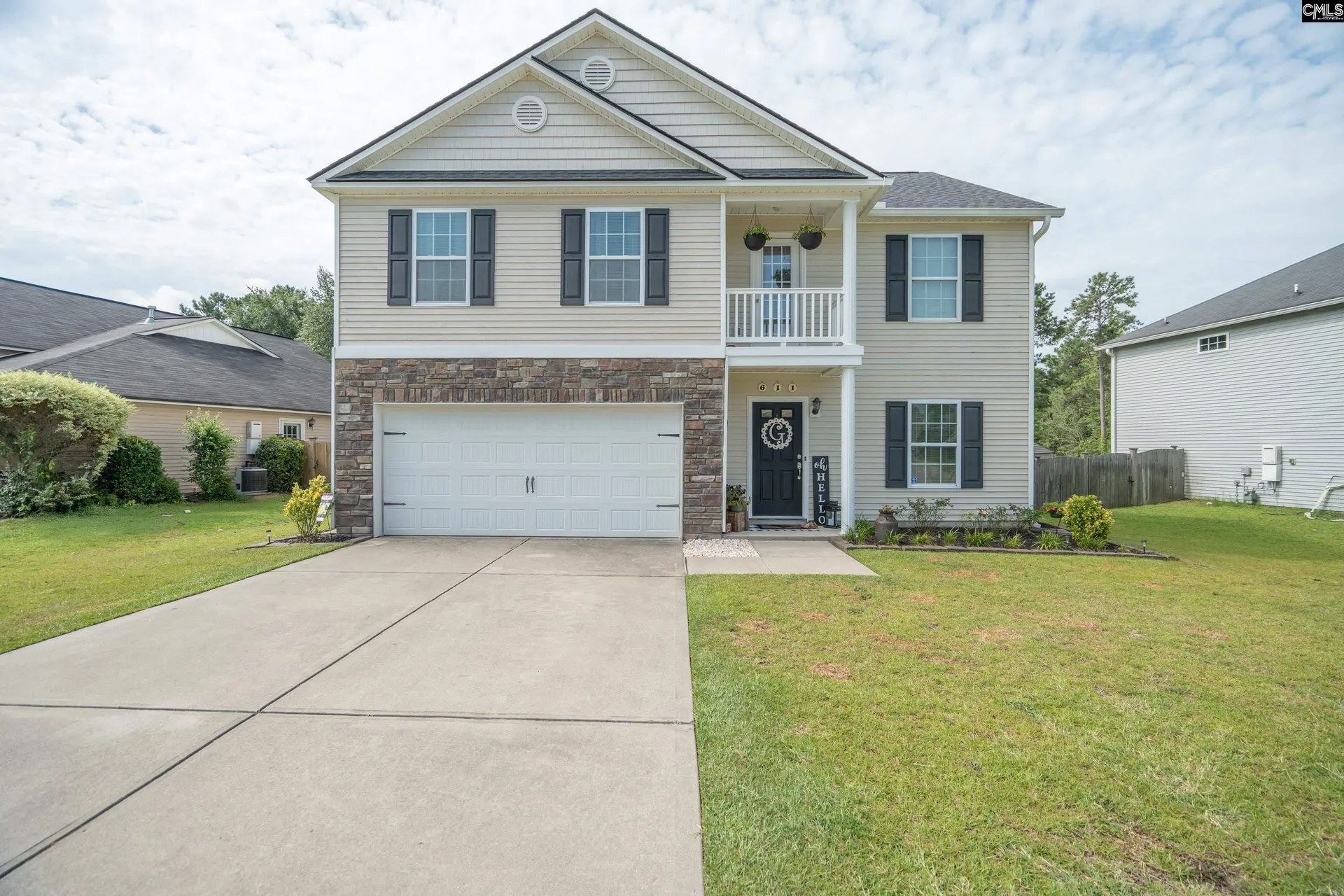 Colony Lakes, Lexington Community
