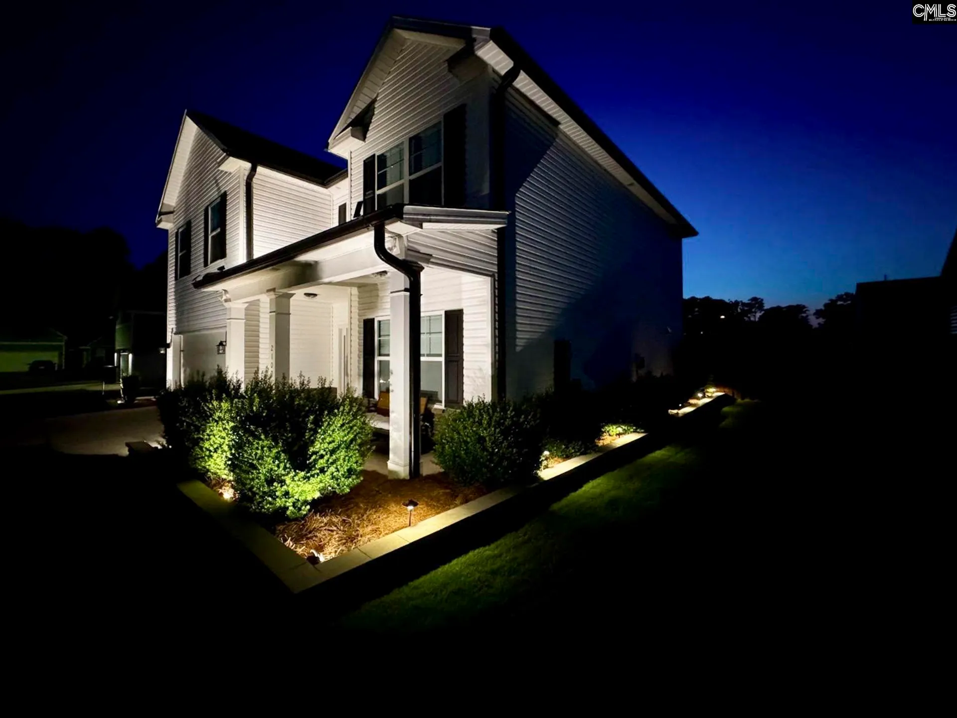 Newberry Landing, Newberry Community