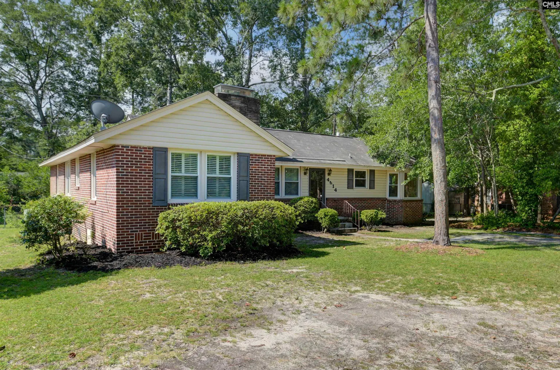 Property image 3 at 4614 Briarfield Rd, Columbia, SC 29206