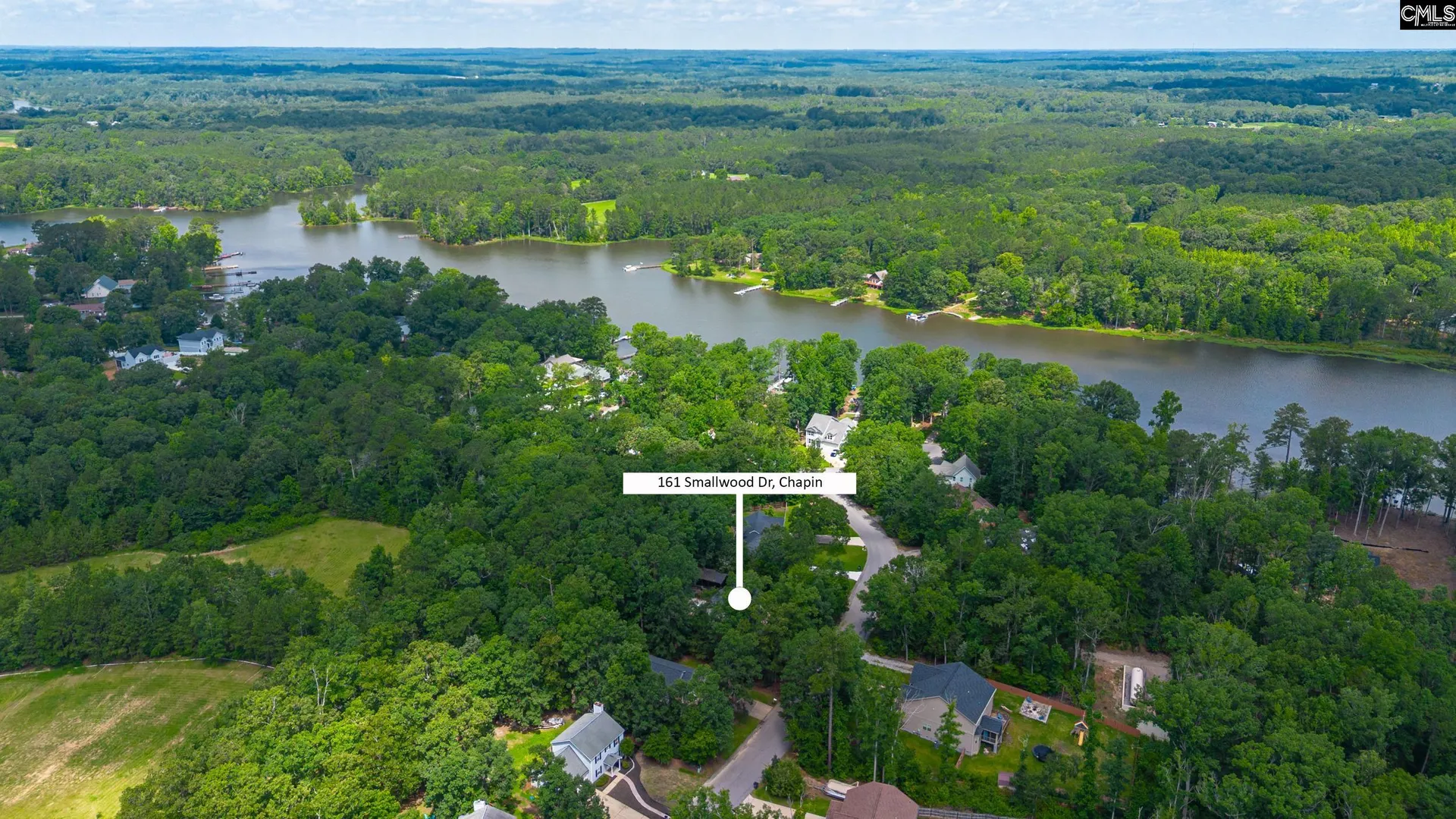Smallwood Estates, Chapin Community
