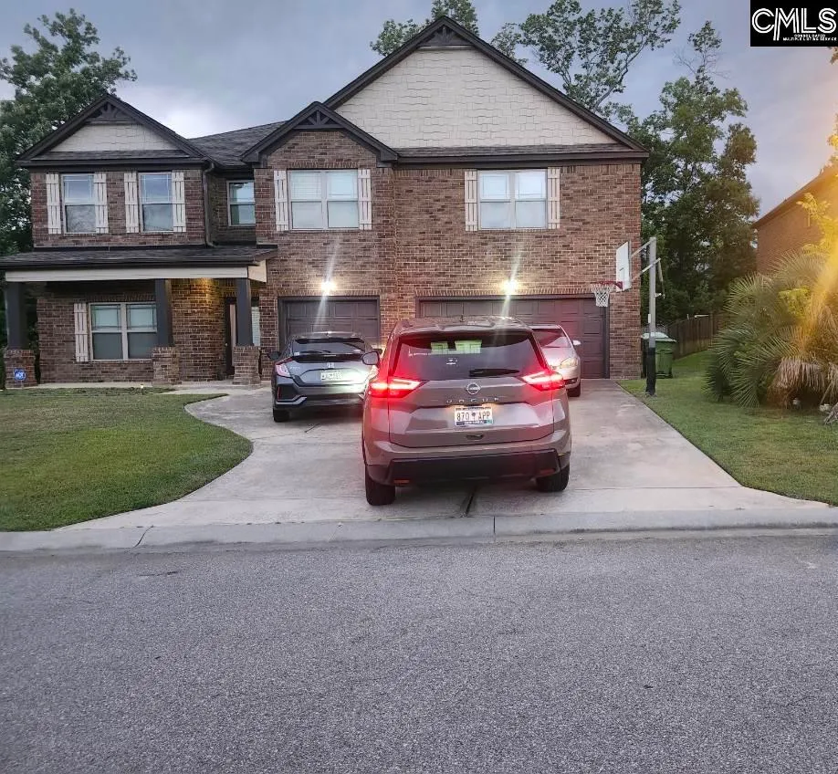 Westcott Ridge, Chapin Community