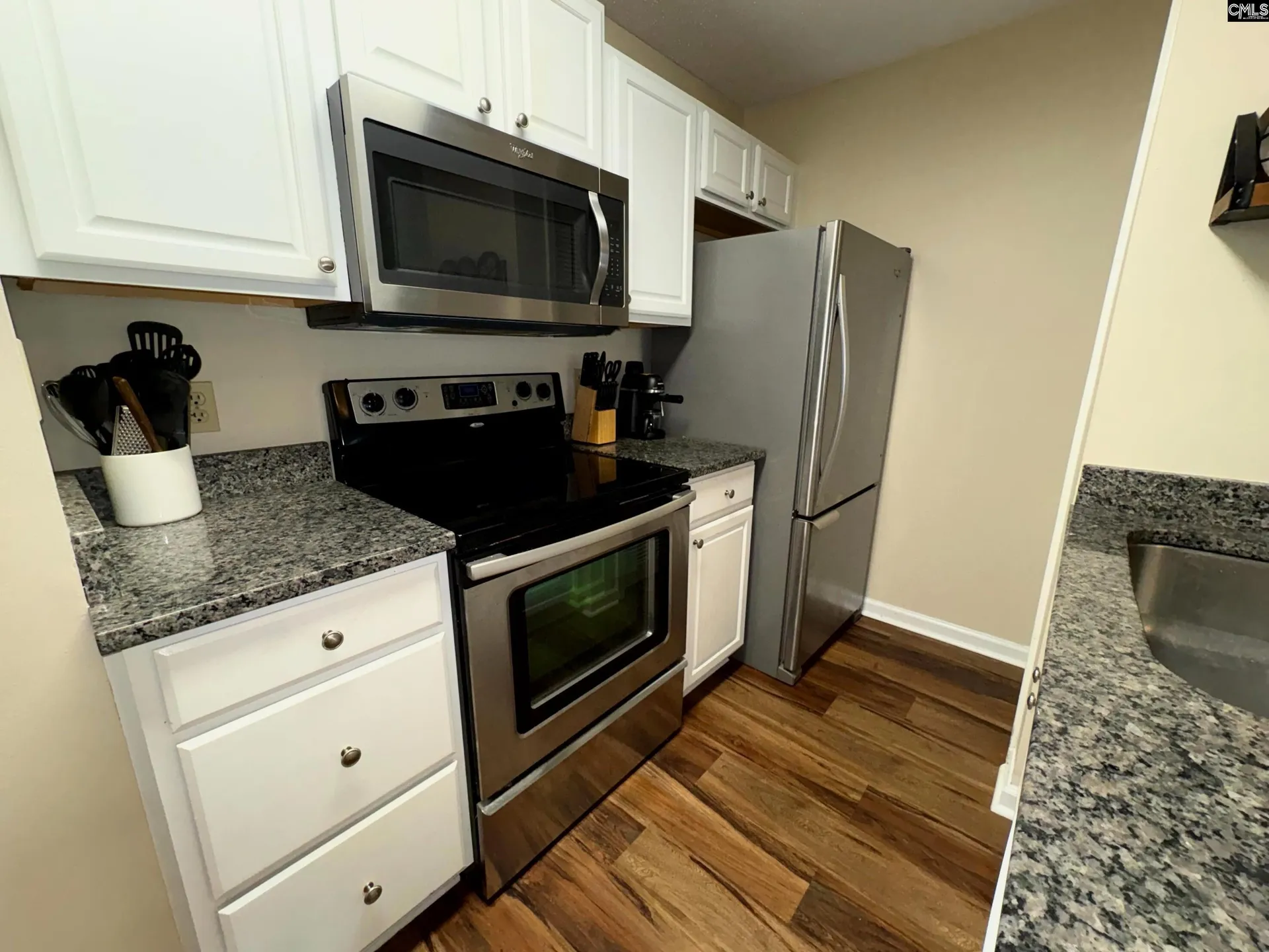 Property image 5 at 900 Taylor Street 201, Columbia, SC 29201