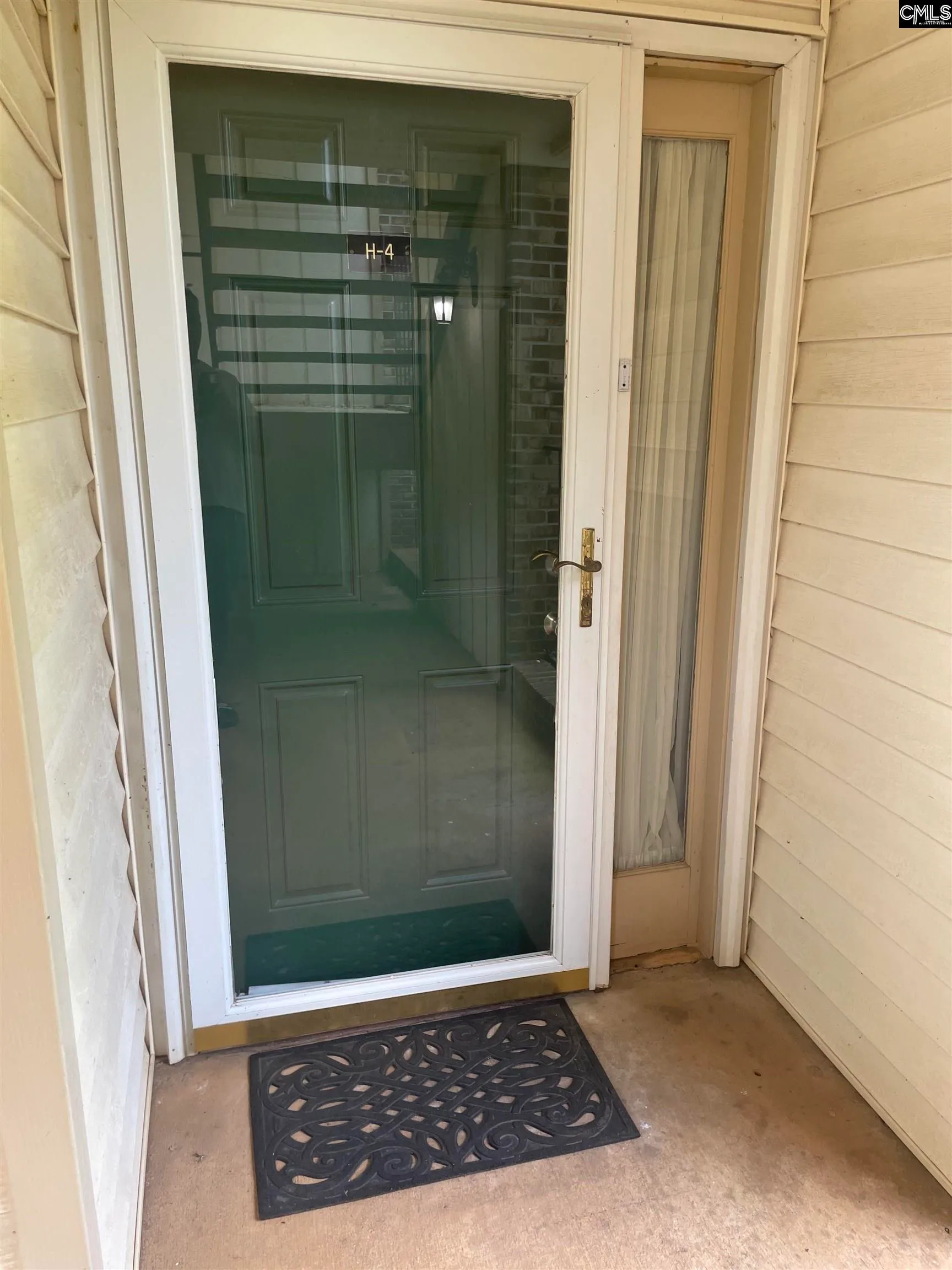 1208 Bush River R4