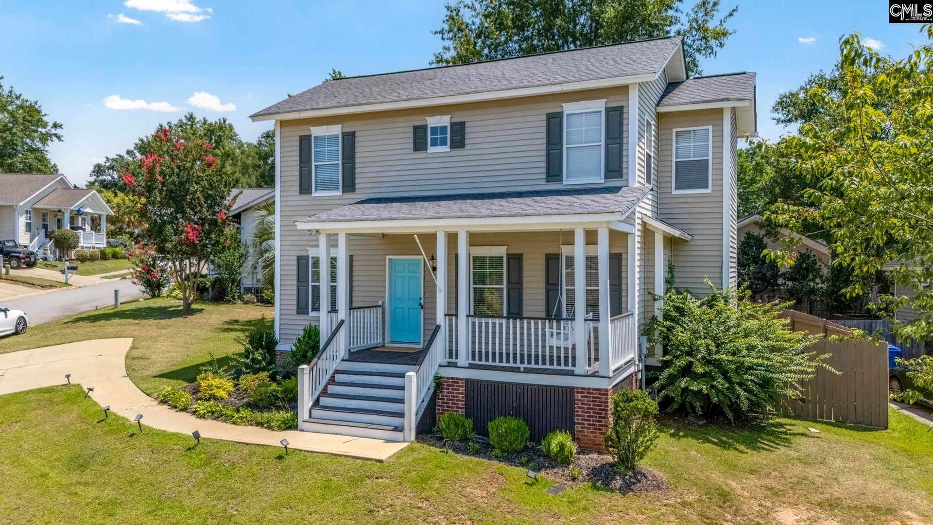 Laurel Hill, Columbia Community