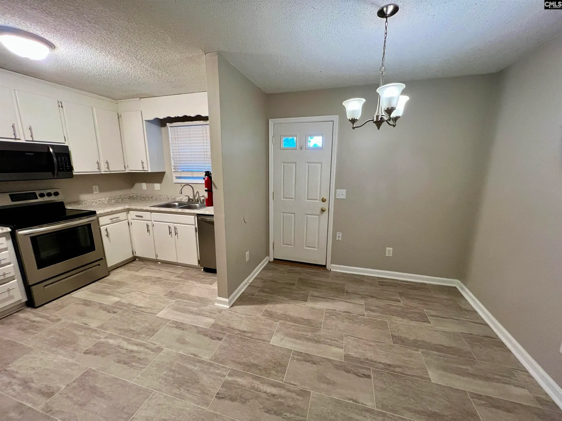 Property image 4 at 504 Picadilly Square, Cayce, SC 29033