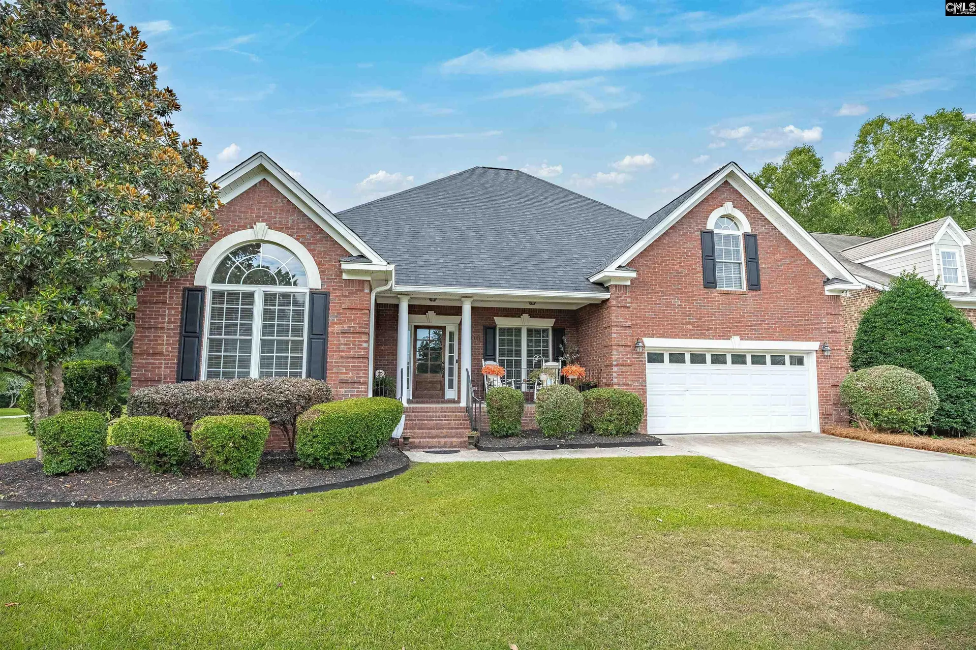 206 Lake Hilton Drive