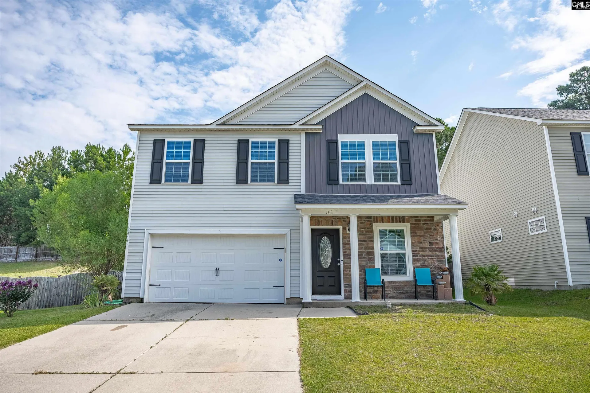 Spring Knoll, Lexington Community