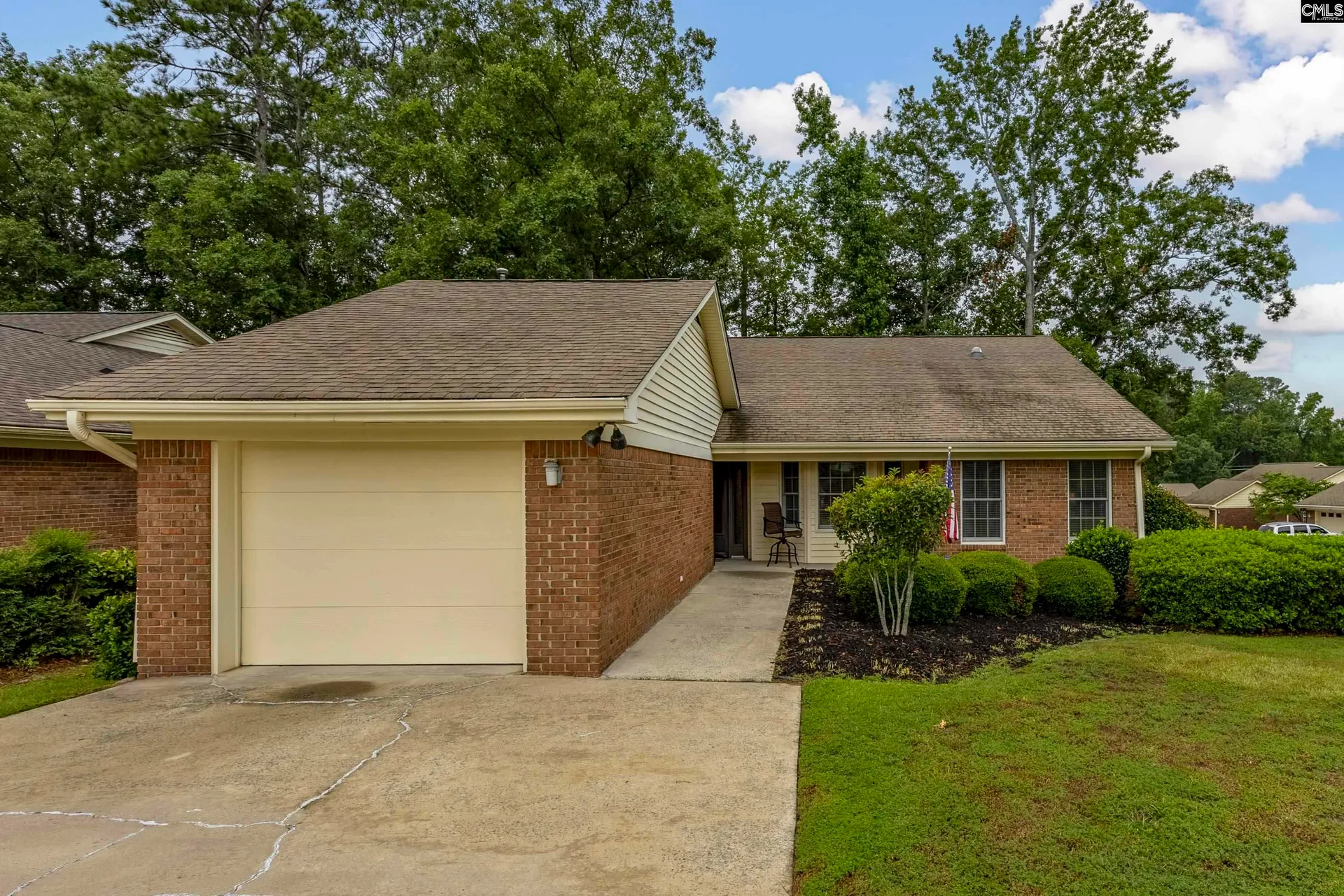 619 Ashwood Circle