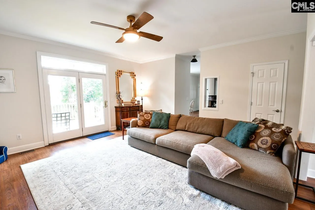 Property image 3 at 6108 Hampton Leas Lane, Columbia, SC 29209-1945