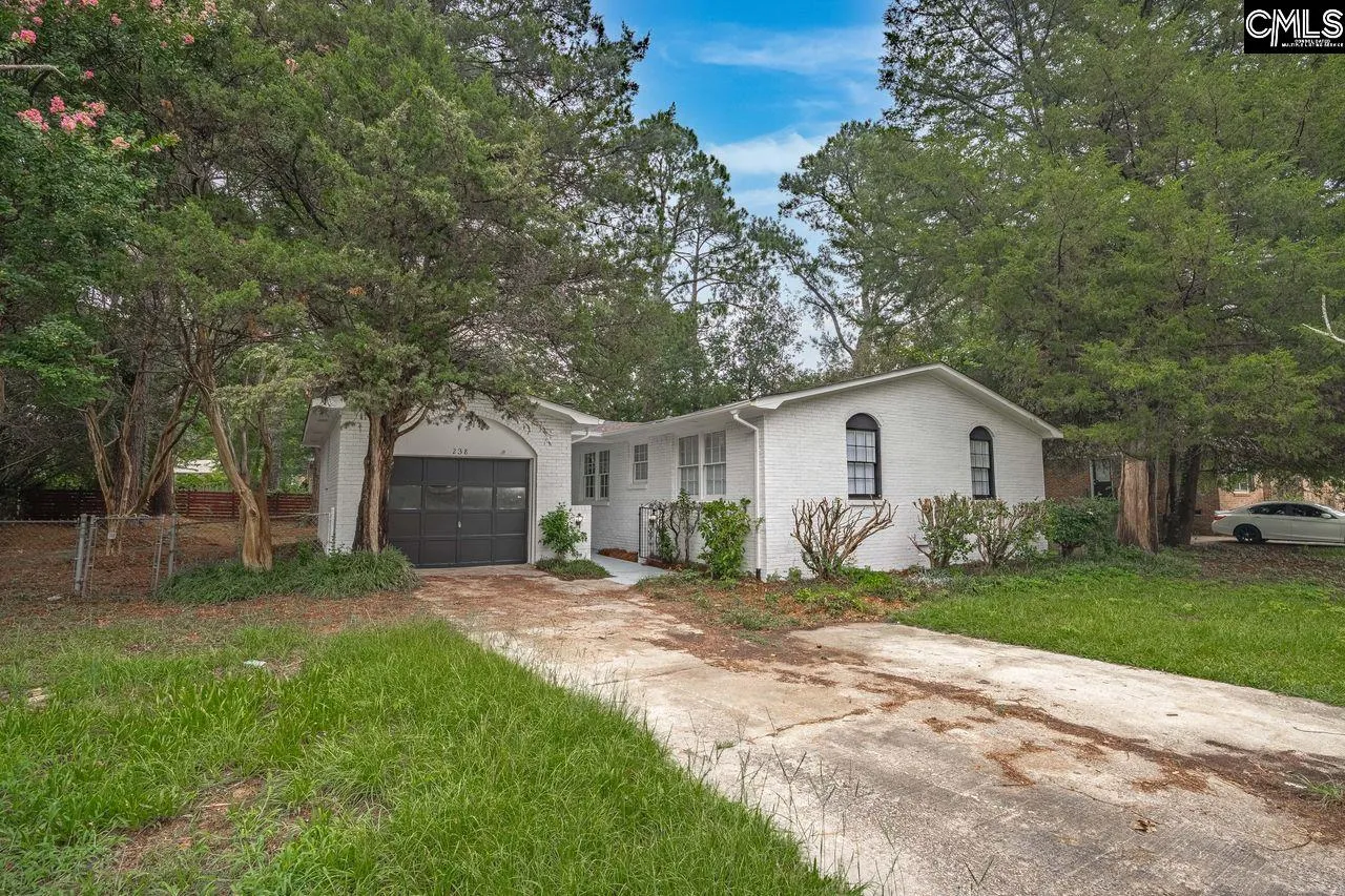 Quail Creek, Hopkins Community