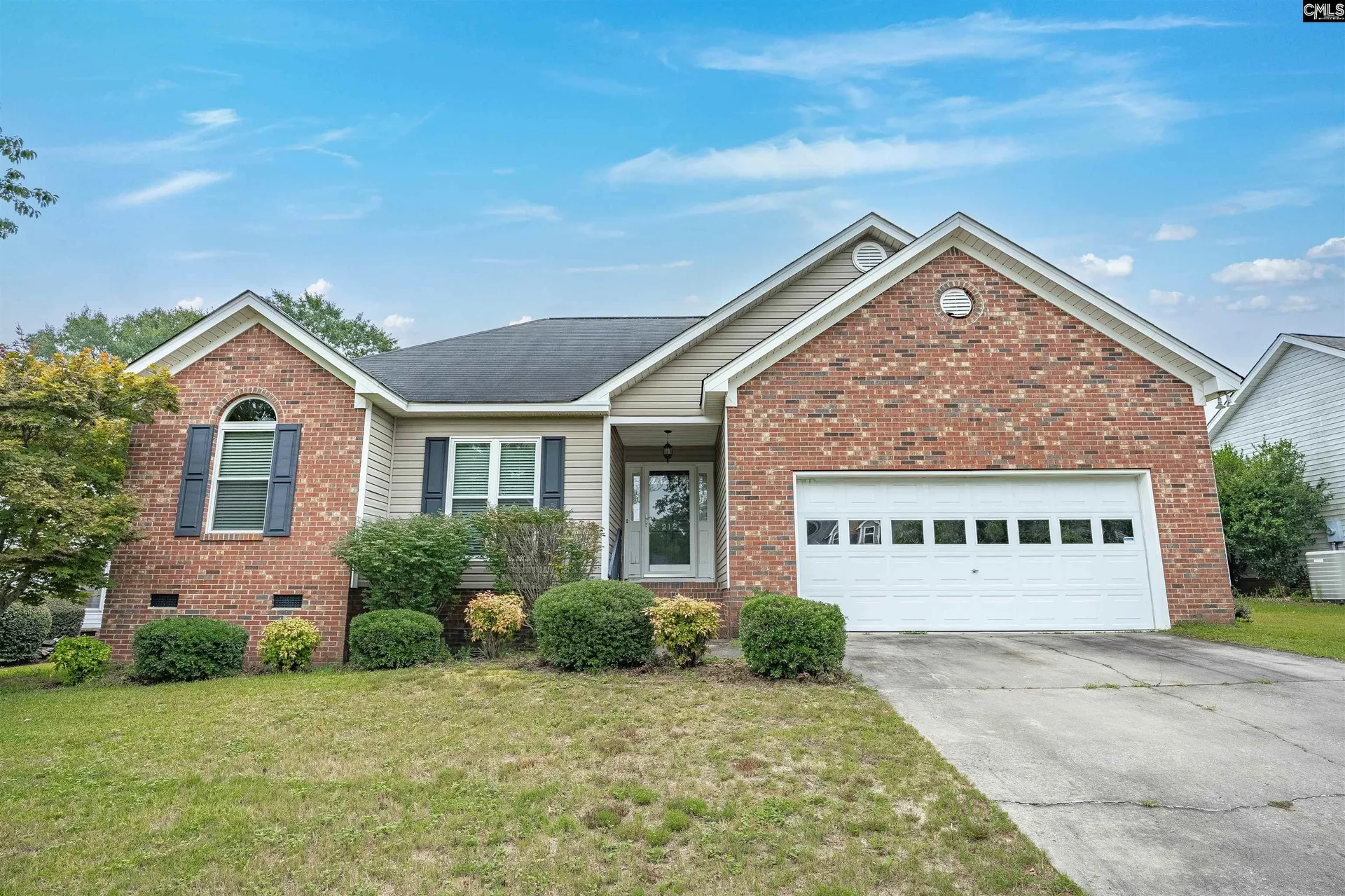 Sommerset, Lexington Community