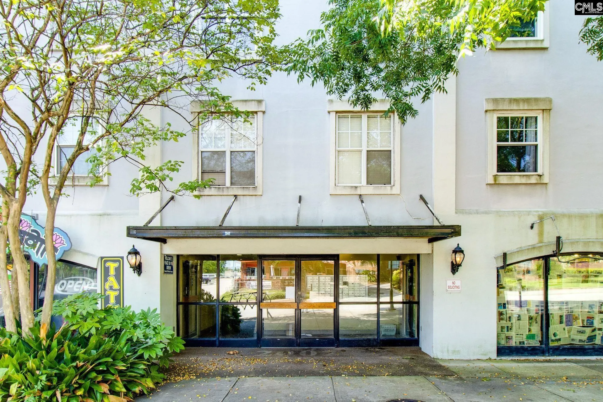 Place On The Greene, Columbia Community