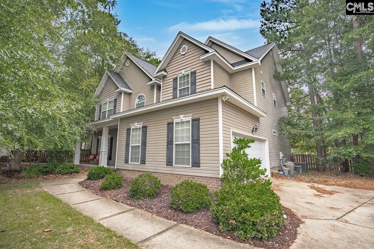 Lake Carolina - Berkeley Hall, Columbia Community