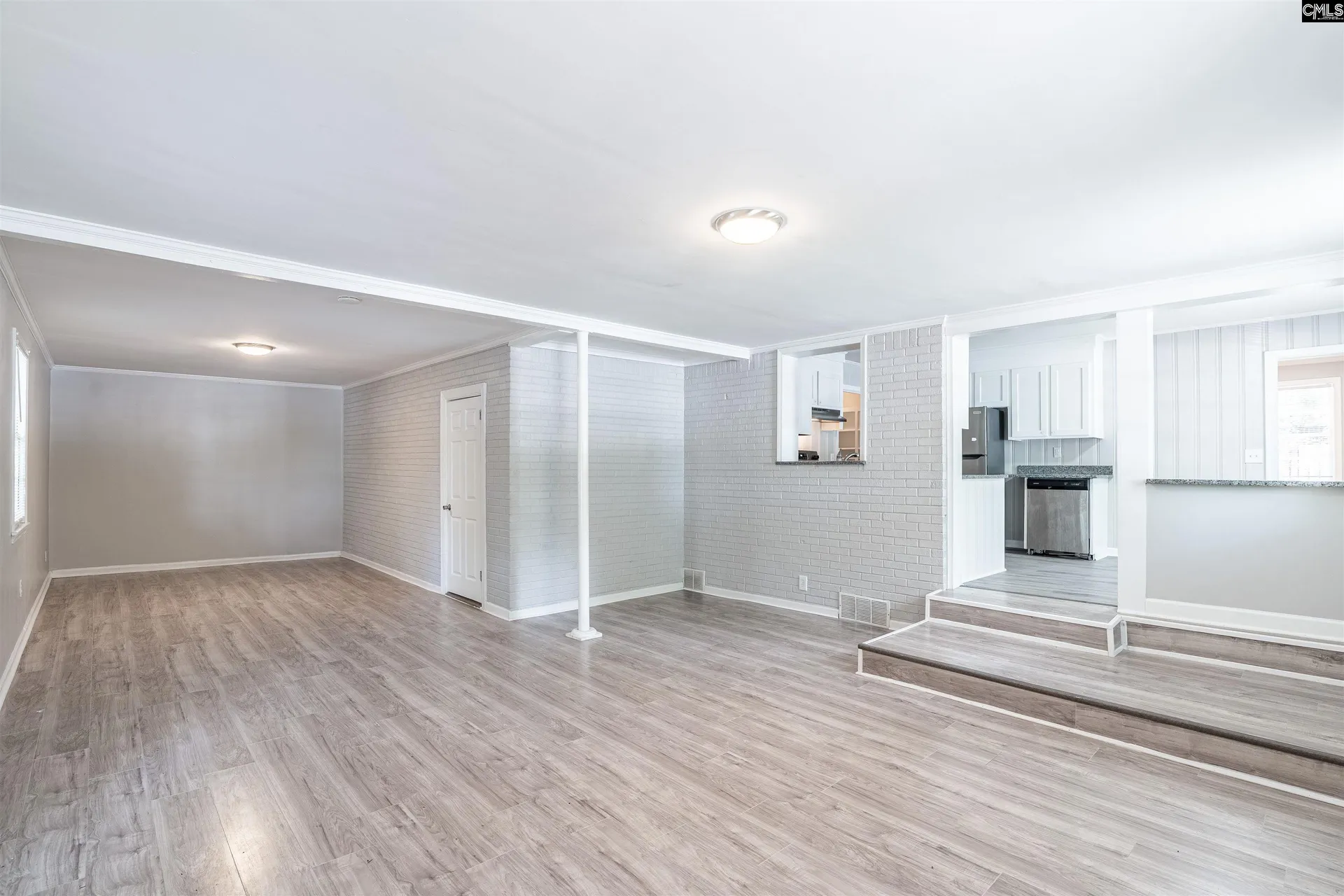 Property image 5 at 911 Airport Boulevard, Columbia, SC 29205