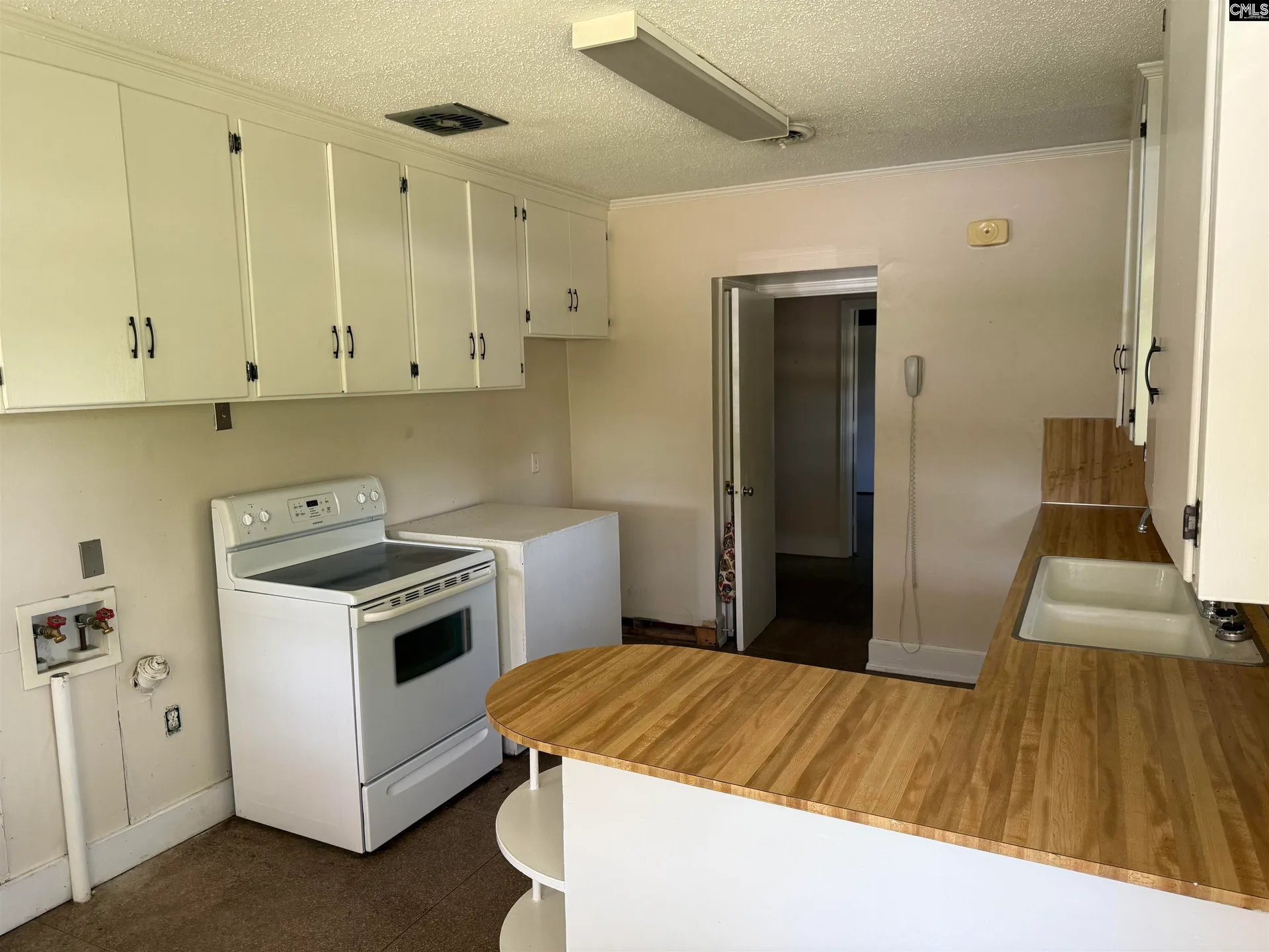 Property image 5 at 1234 Michaelmas Avenue, Cayce, SC 29033-0000