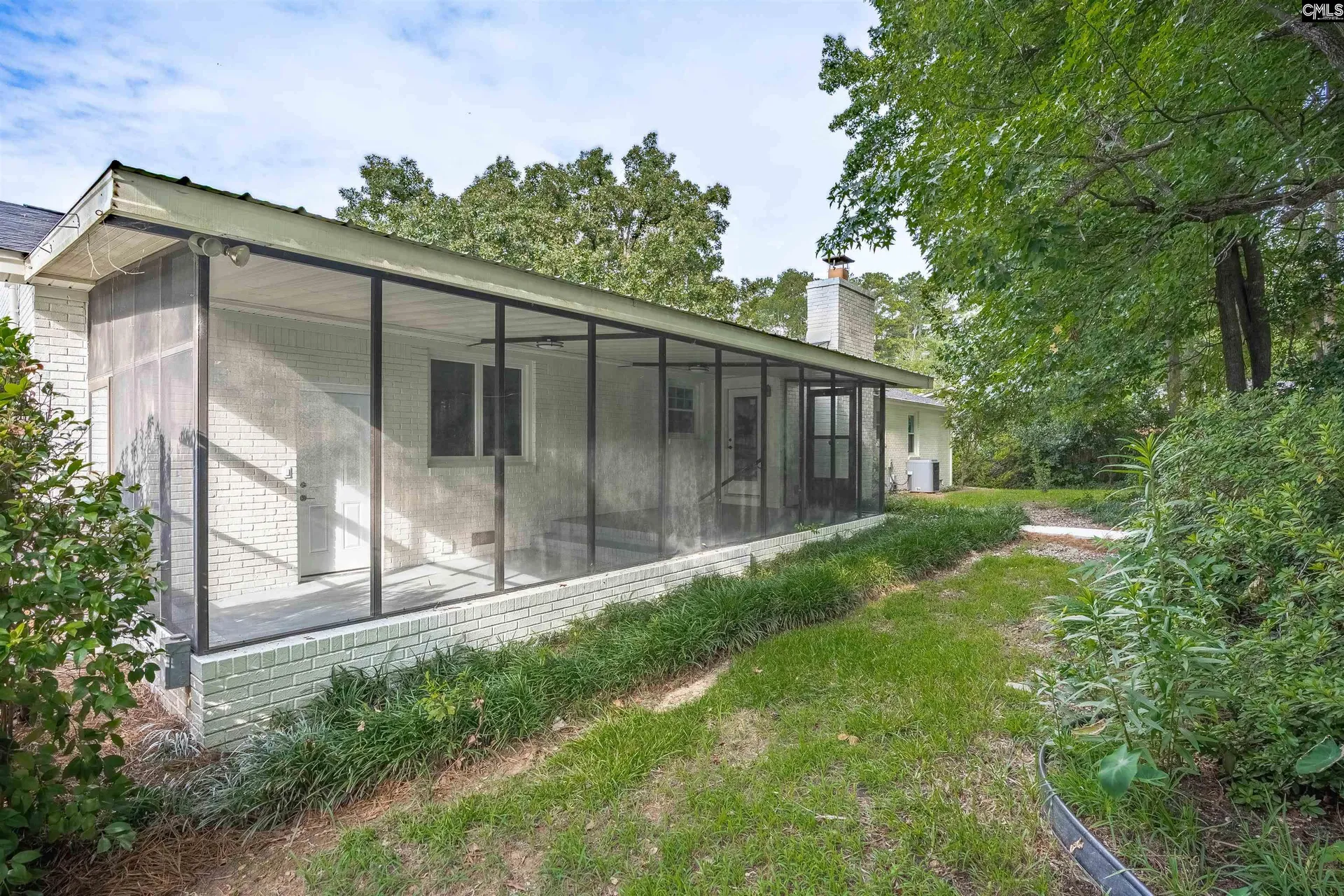 Property image 3 at 112 Lyndhurst Court, Columbia, SC 29212