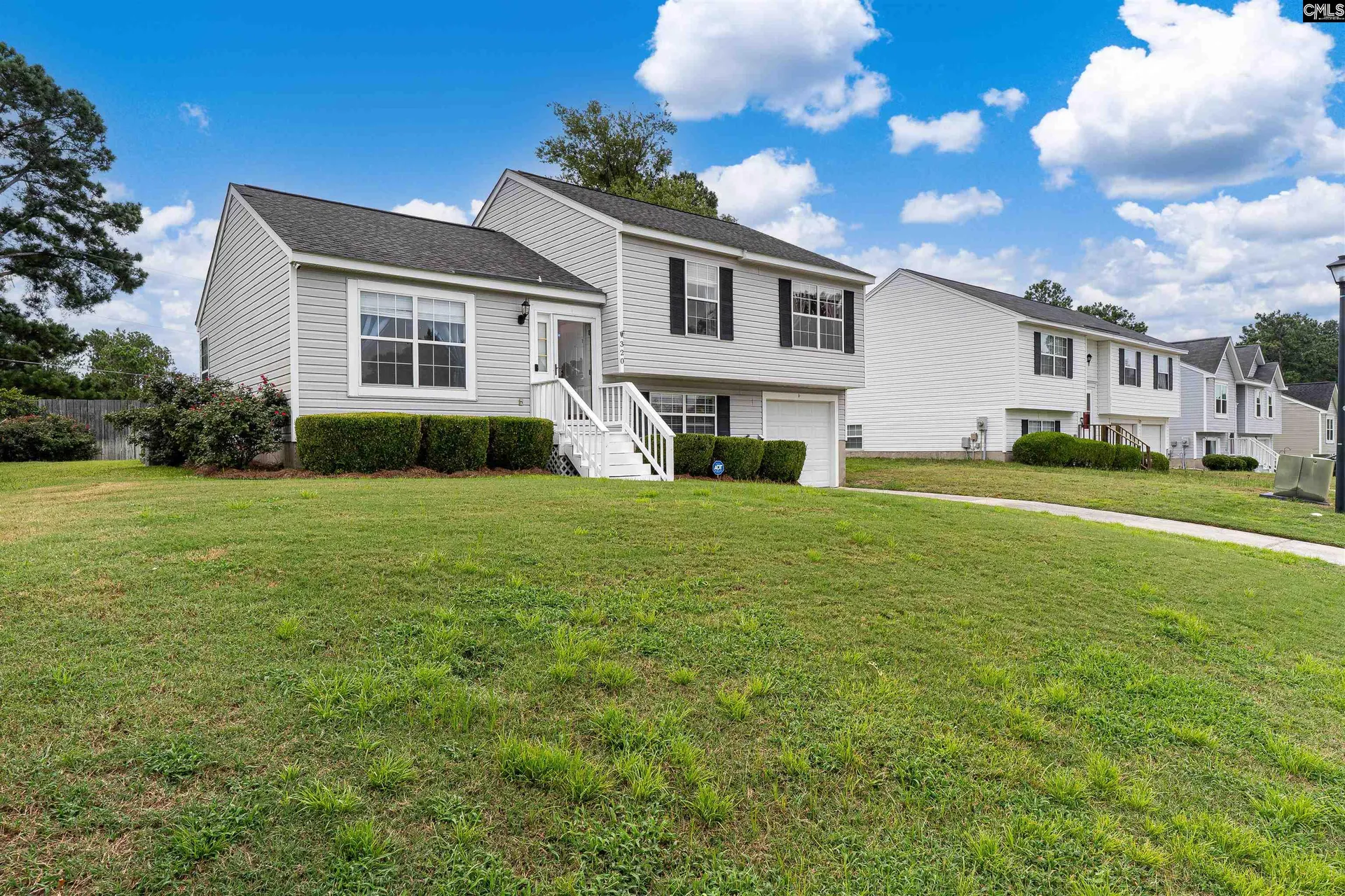 Property image 2 at 320 Oakbrook Village Road, Columbia, SC 29223