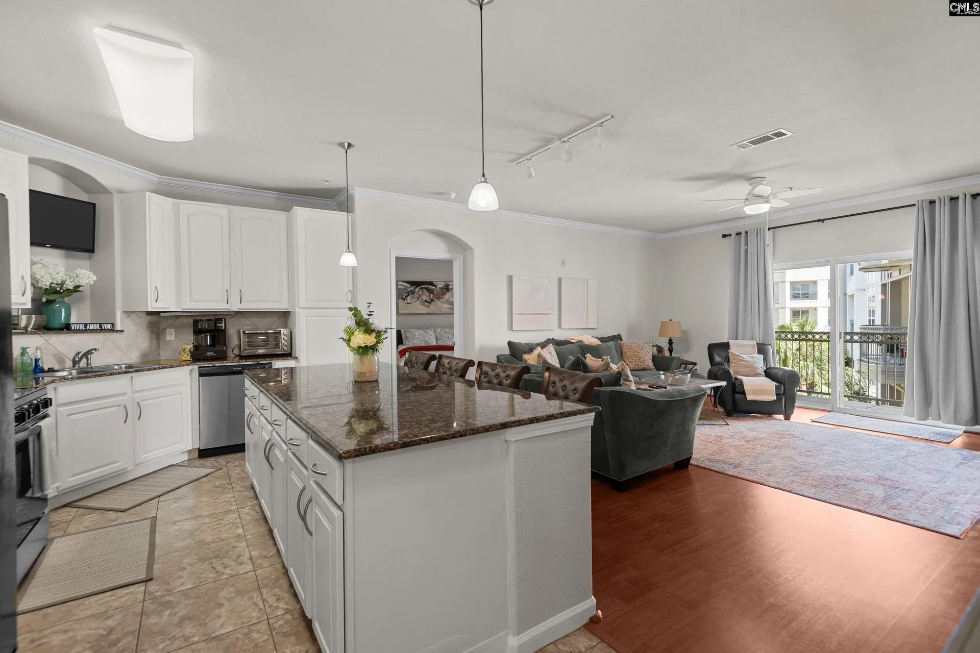 Property image 3 at 1085 Shop Road 333, Columbia, SC 29201
