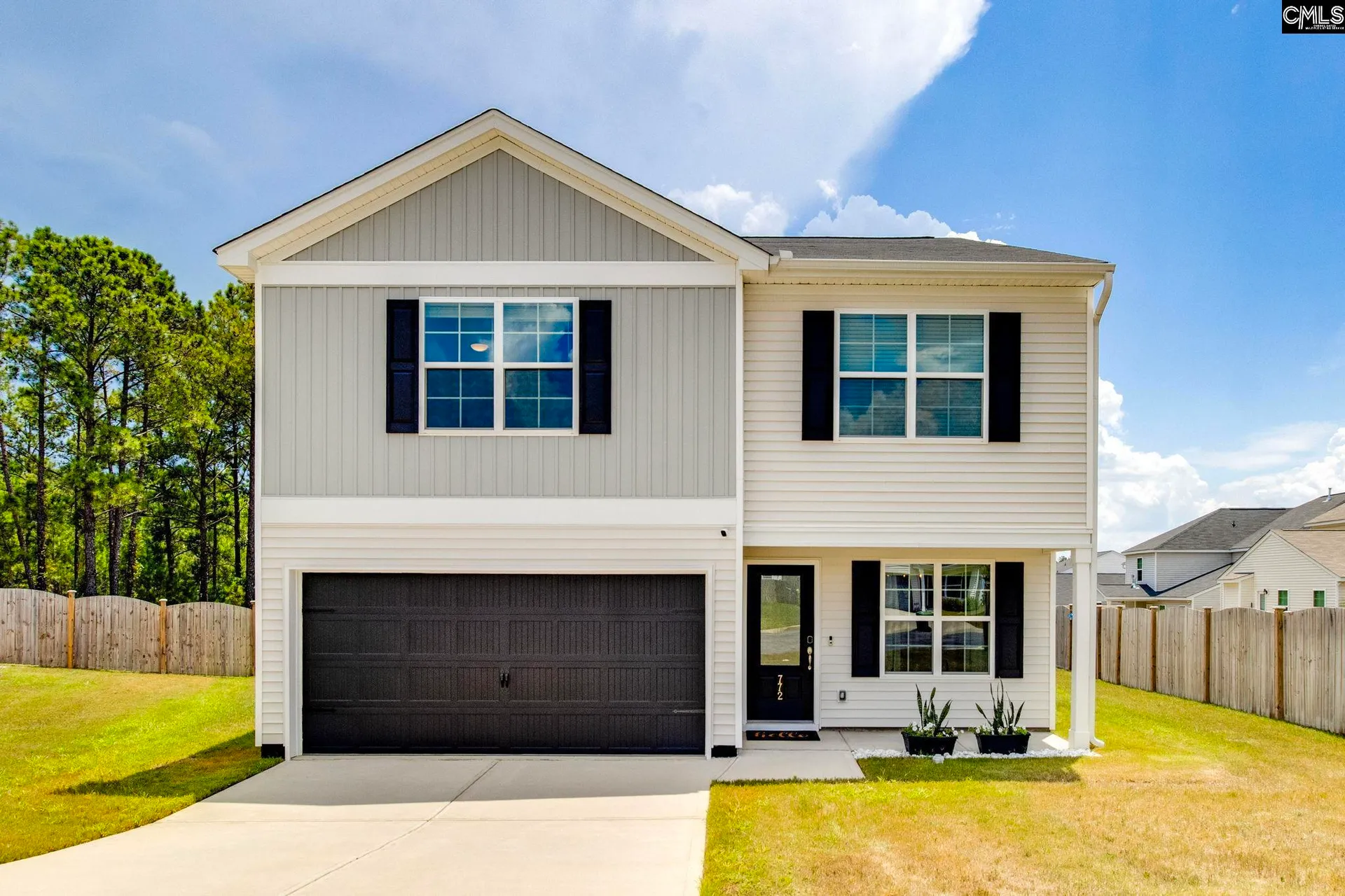 772 Tanager Lane